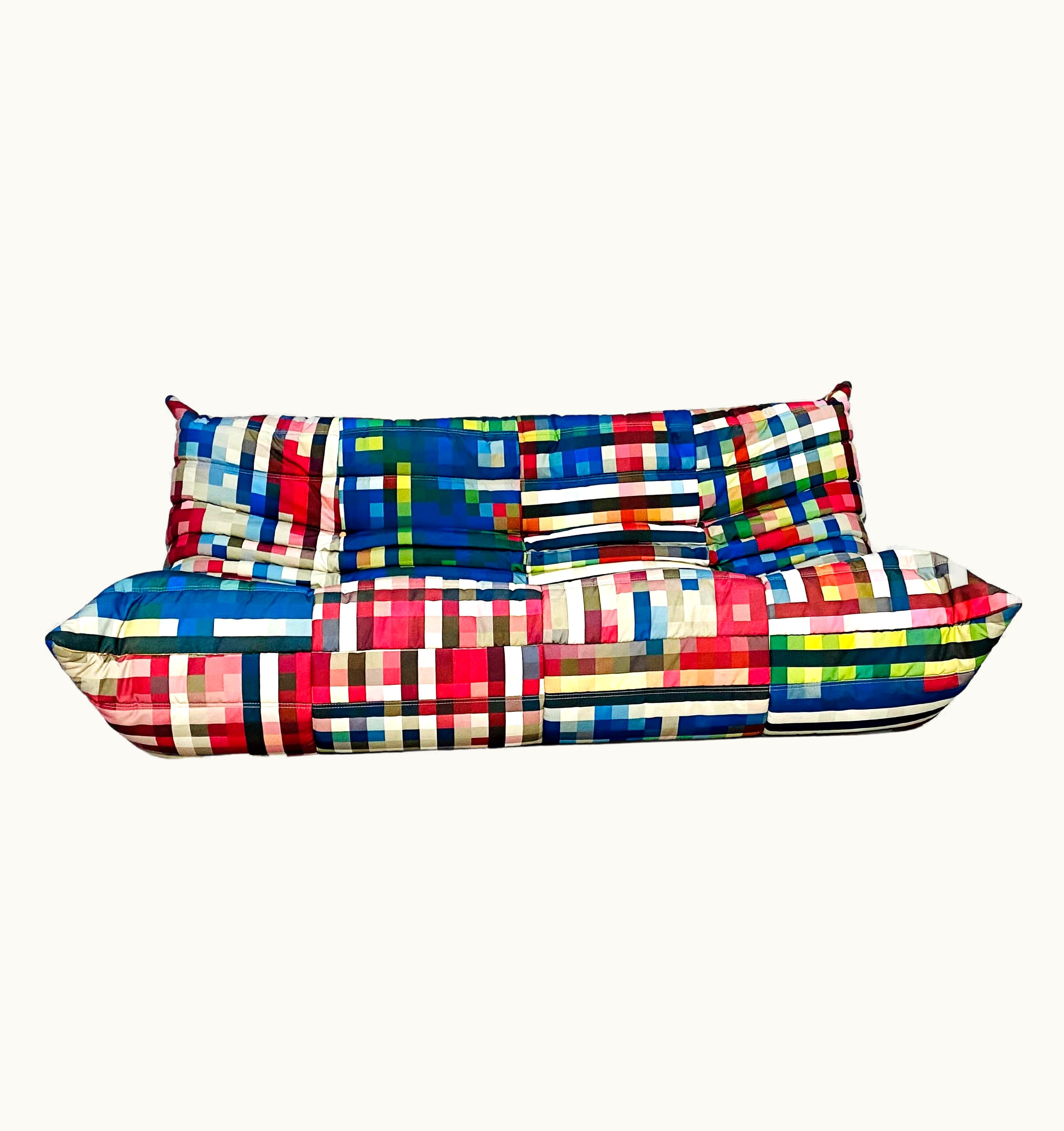 Michel Ducaroy;Cristian Zuzunaga Michel Ducaroy;Cristian Zuzunaga French Togo Shanghai Sofa By Michel Ducaroy & Cristian Zuzunga For Ligne Roset