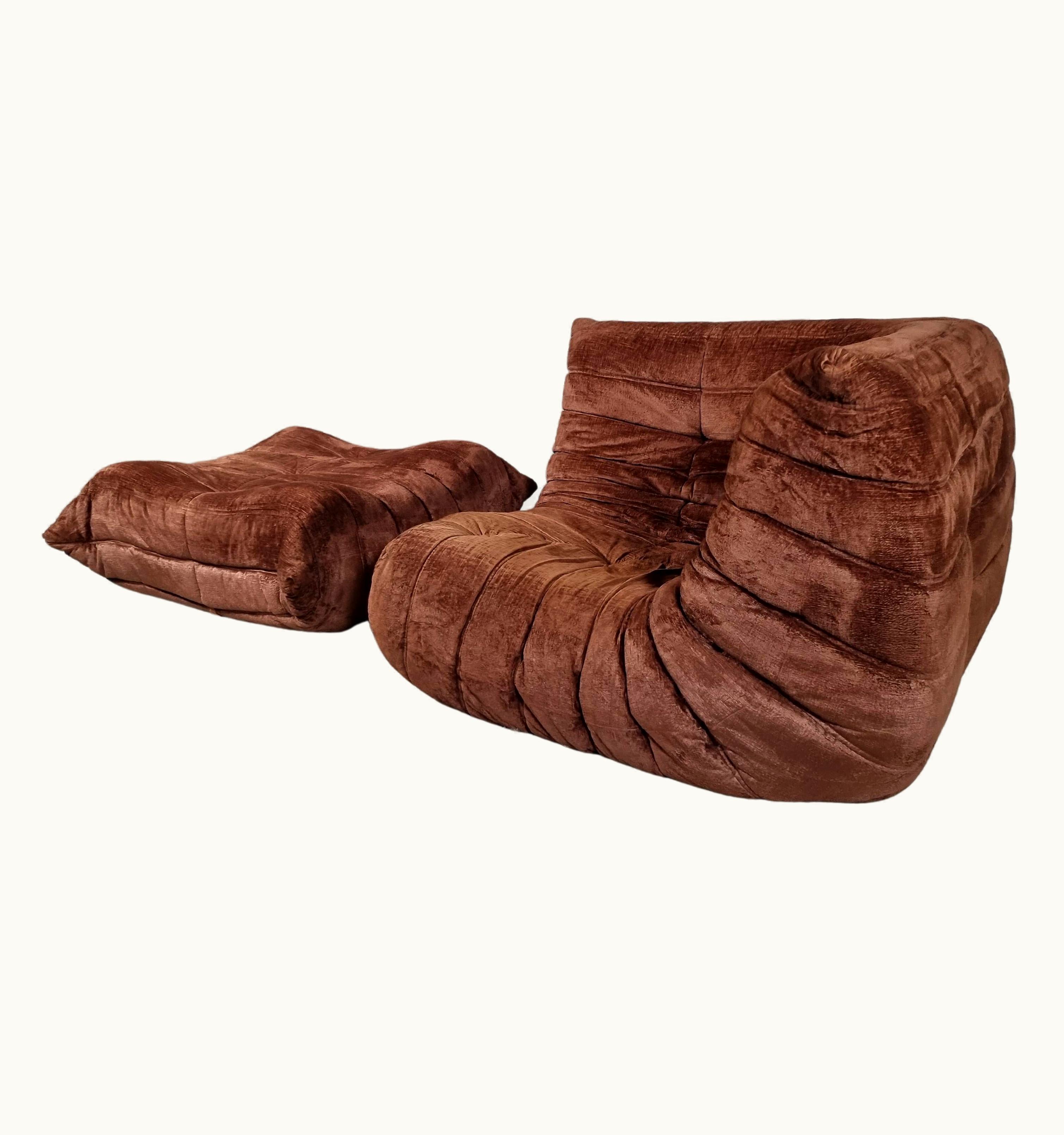 Michel Ducaroy Michel Ducaroy Original Togo Chair With Ottoman By Michel Ducaroy For Ligne Roset, 1970s