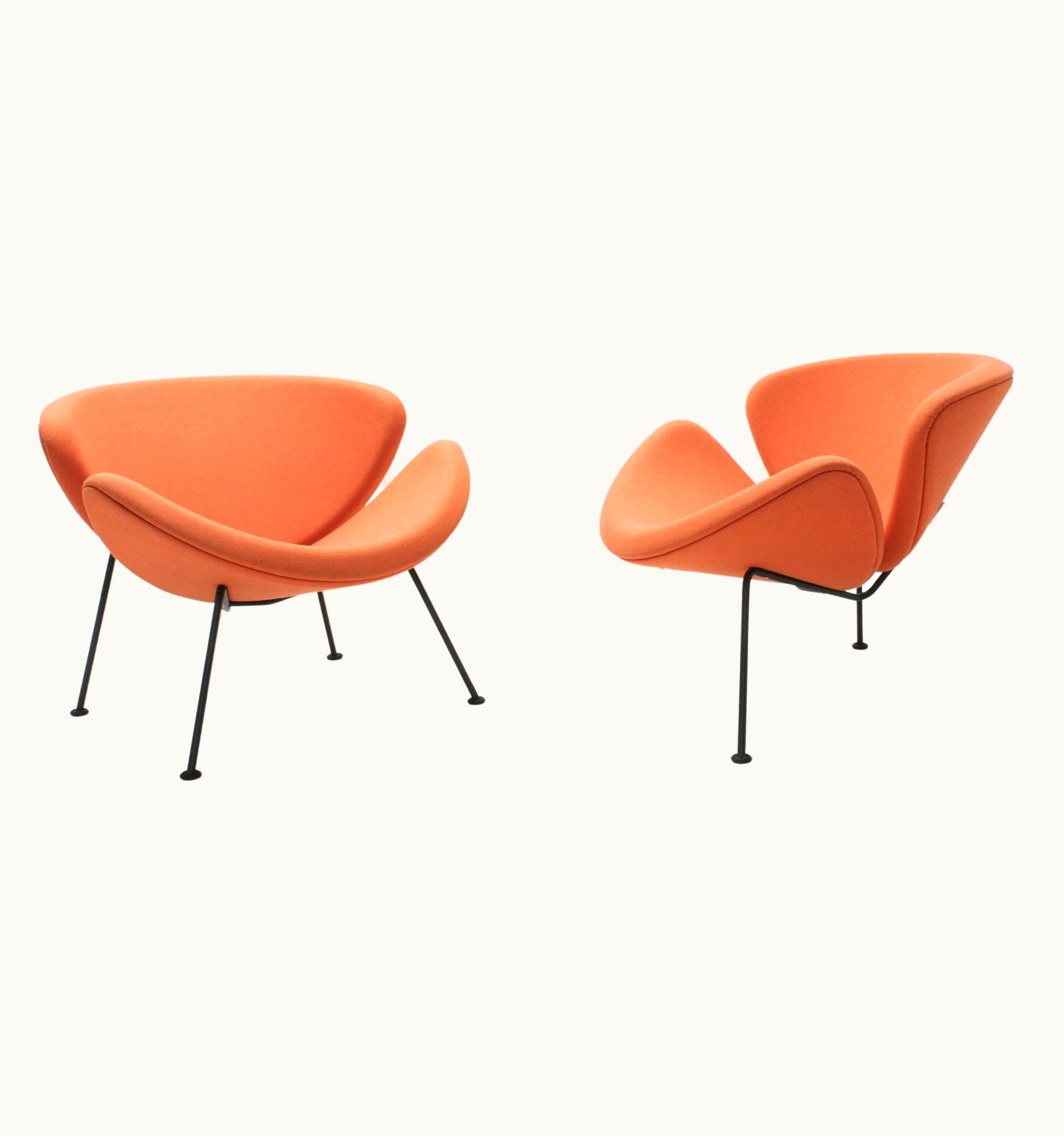 Pierre Paulin Pierre Paulin Coral Orange Slice Lounge Chairs By Pierre Paulin For Artifort, Set Of 2