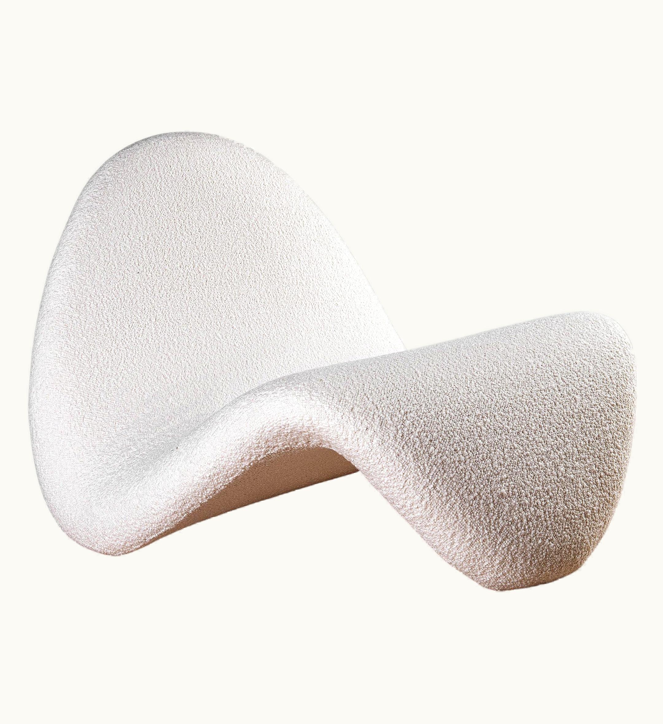 Pierre Paulin Pierre Paulin Tongue Chair 577