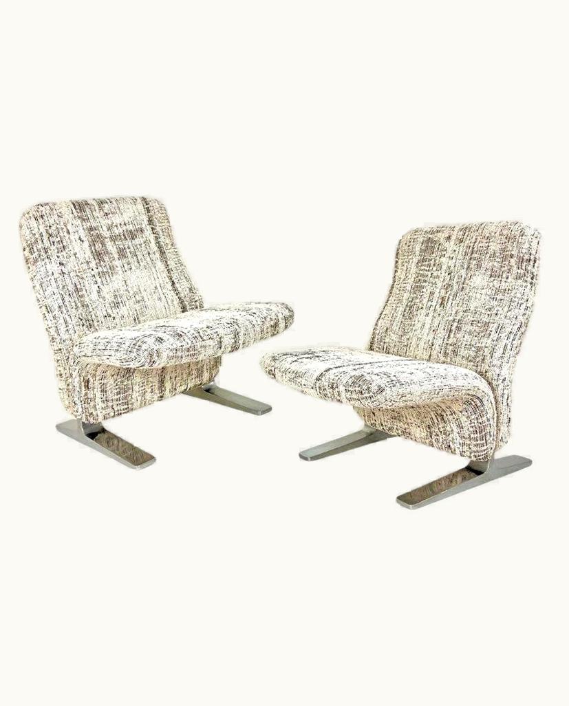 Pierre Paulin Pierre Paulin I Of The 2 Chairs By Pierre Paulin For Artifort, New Upholstery, 1960