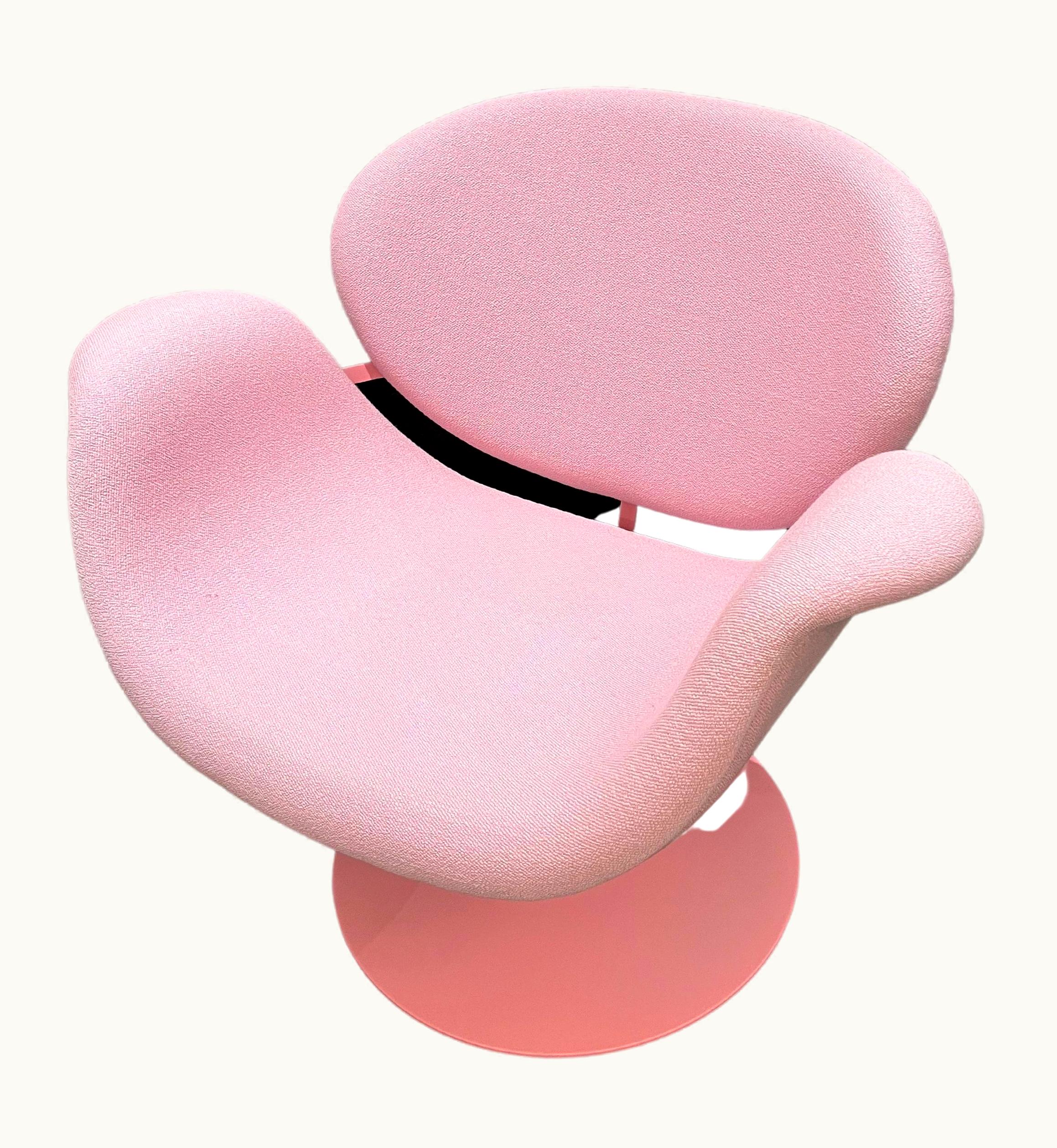 Pierre Paulin Pierre Paulin Artifort Pierre Paulin Swivel Pink Tulip Midi Lounge Chair In STOCK