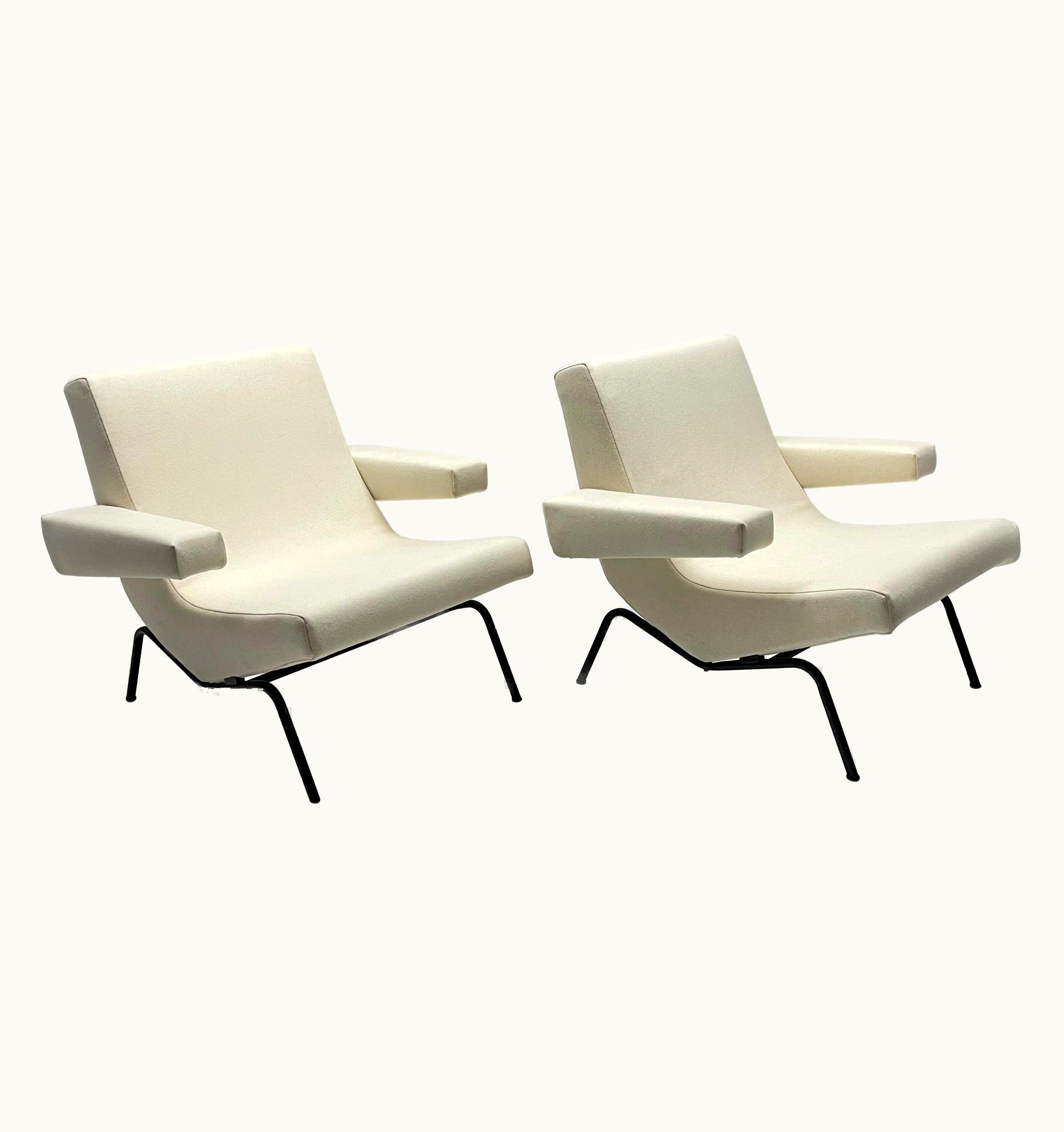 Pierre Paulin Pierre Paulin Pair Of Pierre Paulin CM 194 Armchairs For Thonet, France, Circa 1958