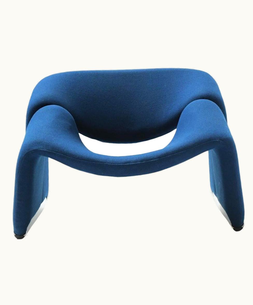 Pierre Paulin Groovy 'M' F598 In Original Blue Fabric F 598 By Pierre Paulin For Artifort