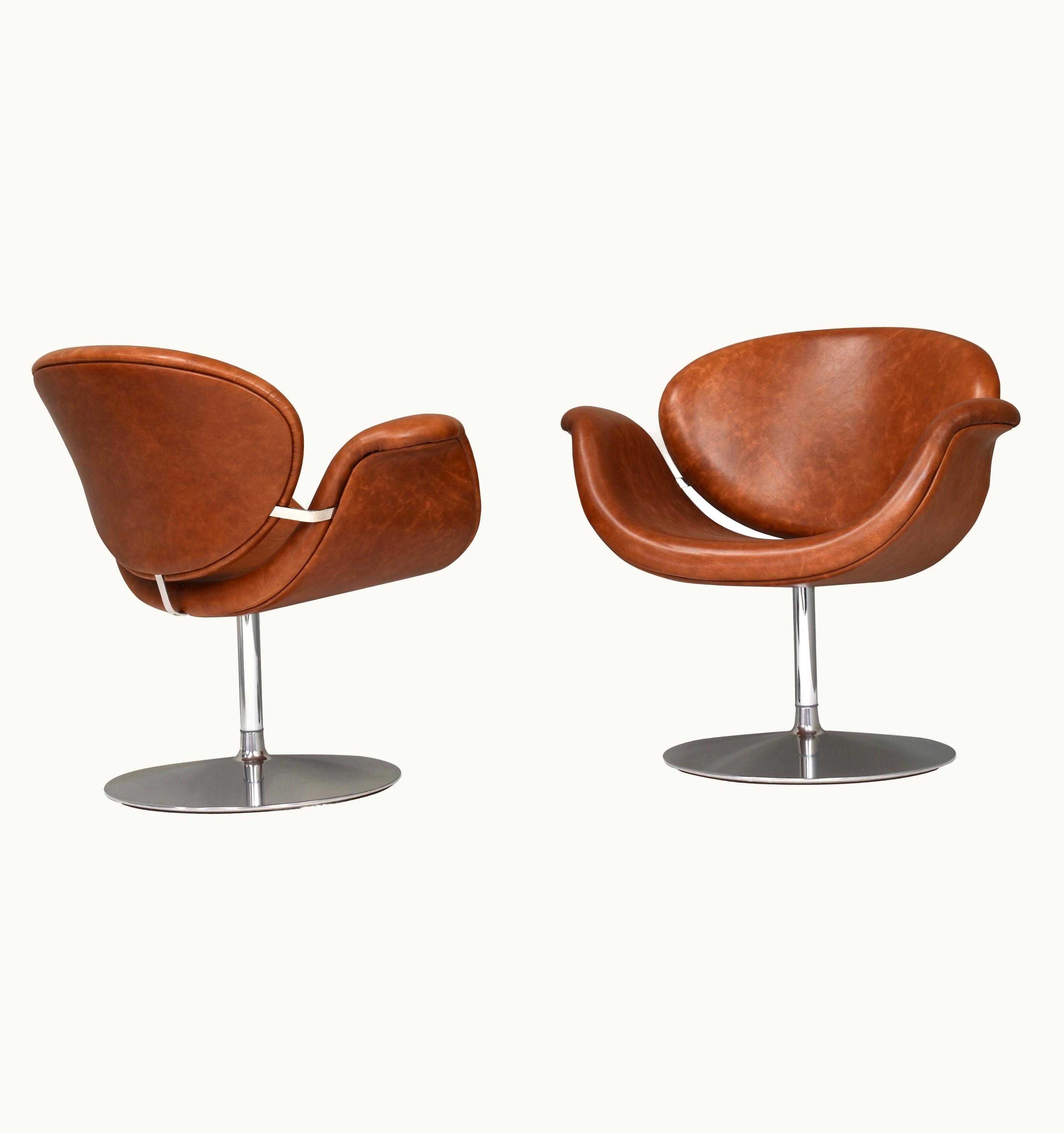 Pierre Paulin Pierre Paulin Pair Of Tulip Swivel Armchairs F594 In New Leather, Artifort, 1960