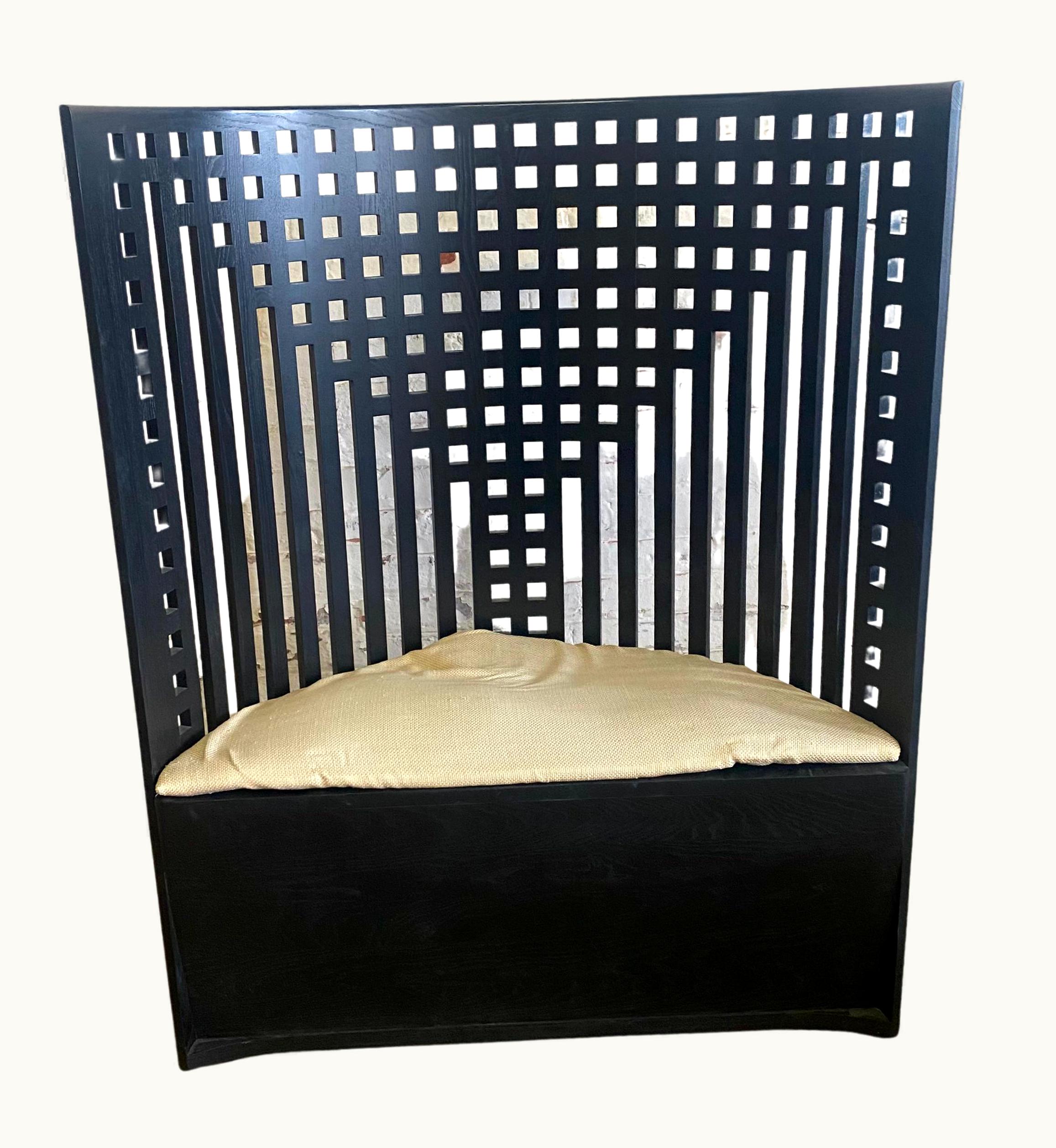 Charles Rennie Mackintosh Charles Rennie Mackintosh Charles Rennie MacKintosh 312 Willow Trone, Armchair Cassina