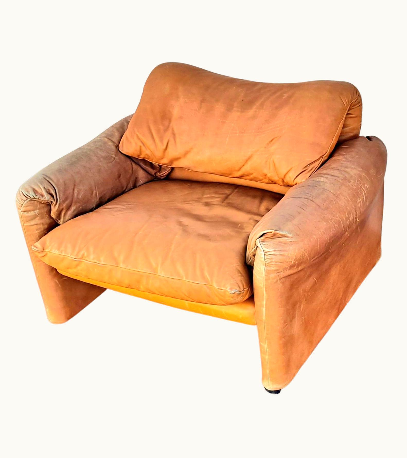 VIco Magistretti VIco Magistretti Maralunga Chair 675 By VIco Magistretti For Cassina