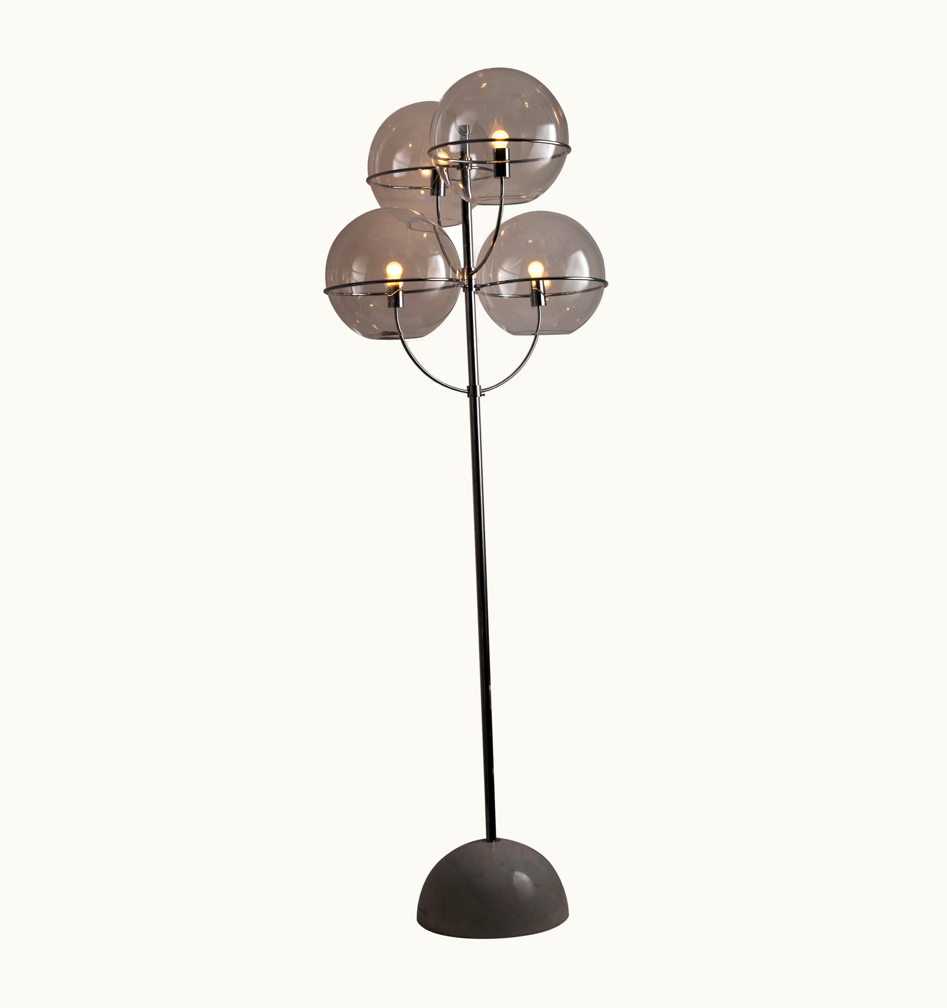 VIco Magistretti VIco Magistretti Large And Rare 'Lyndon' Floor Lamp By VIco Magistretti For Knoll
