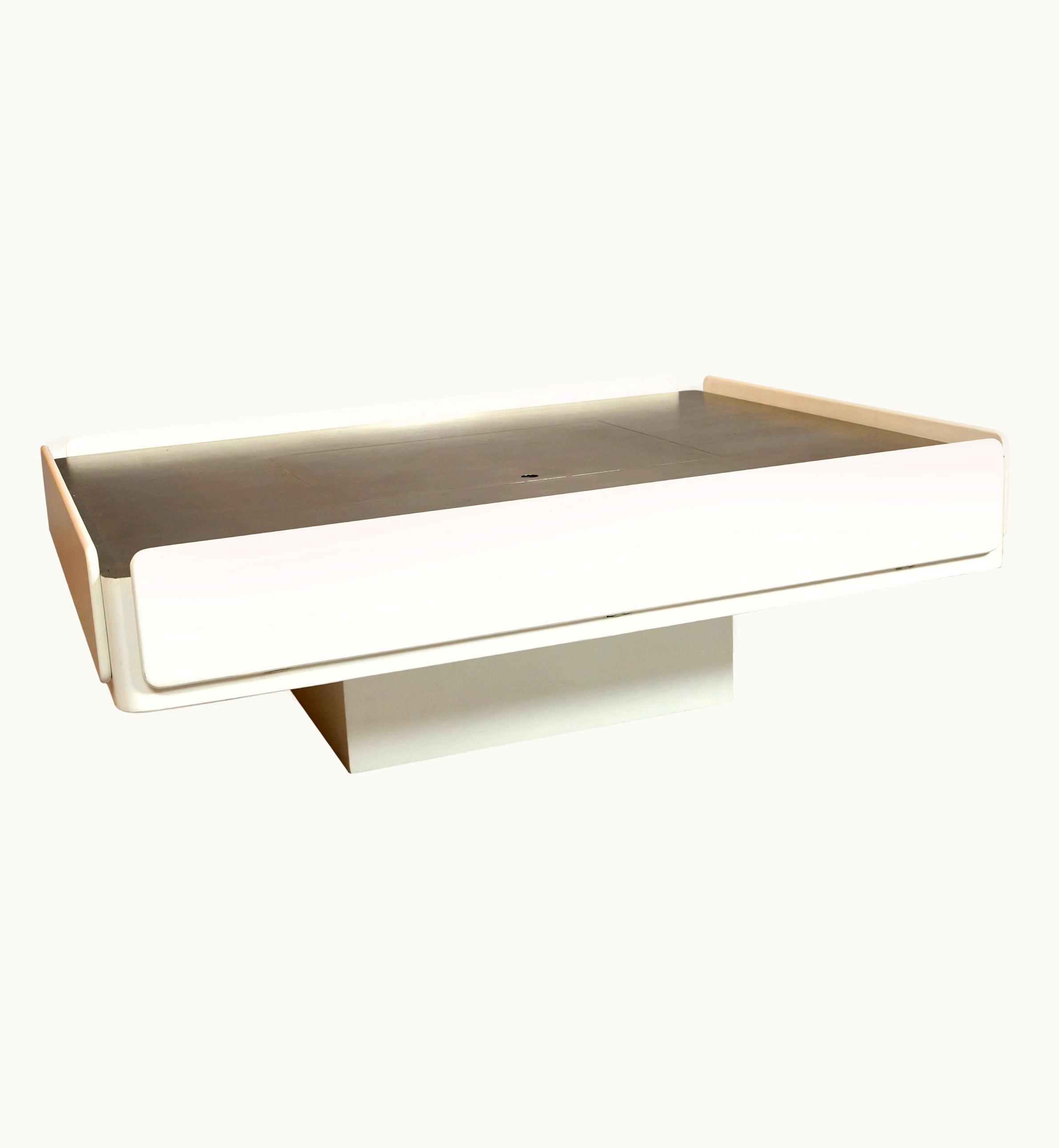 VIco Magistretti VIco Magistretti 'Caori' Coffee Table By VIco Magistreti For Gavina With Concealed Storage