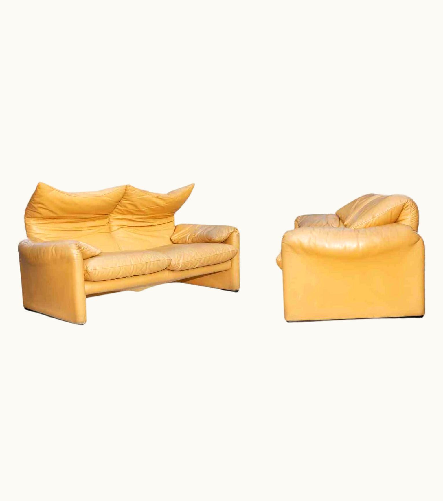 VIco Magistretti VIco Magistretti Pair Of Maralunga Sofas By VIco Magistretti For Cassina, Italy, 1970s