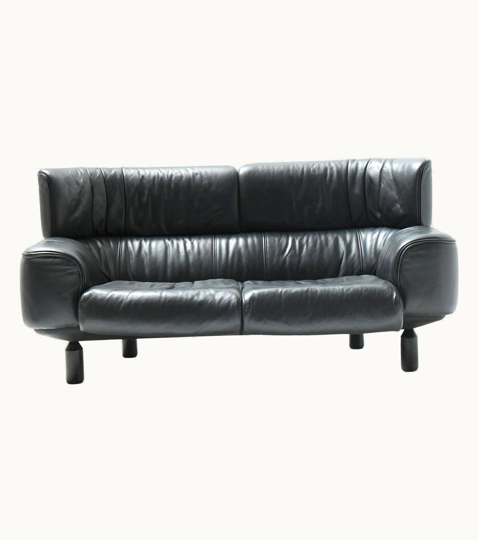 VIco Magistretti VIco Magistretti Rare Vintage Bull Sofa In Grey Leather By Gianfranco Frattini For Cassina 1987