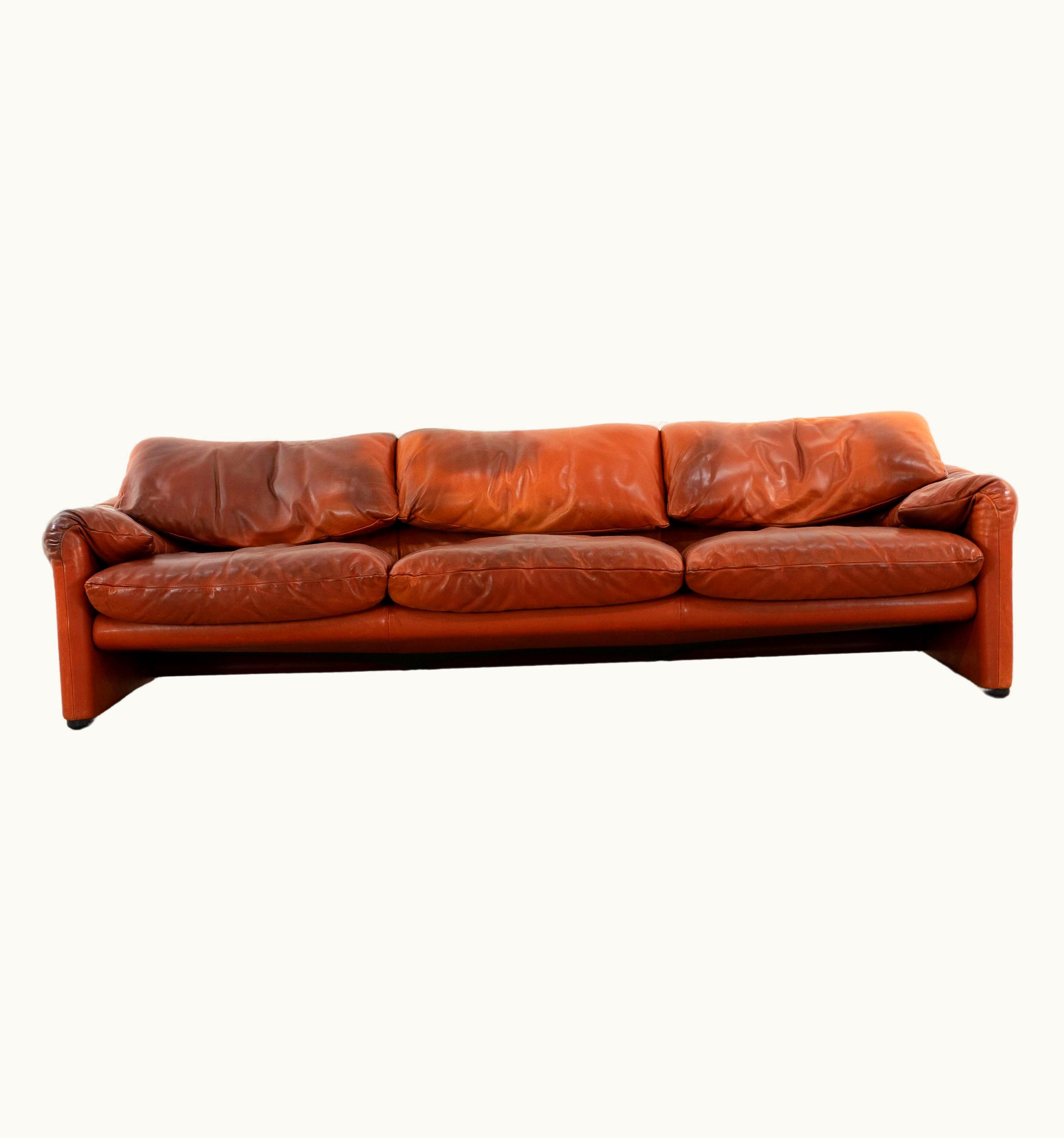 VIco Magistretti VIco Magistretti Cassina Maralunga 3 Seat Sofa In Patinated Red Brown Leather By VIco Magistretti