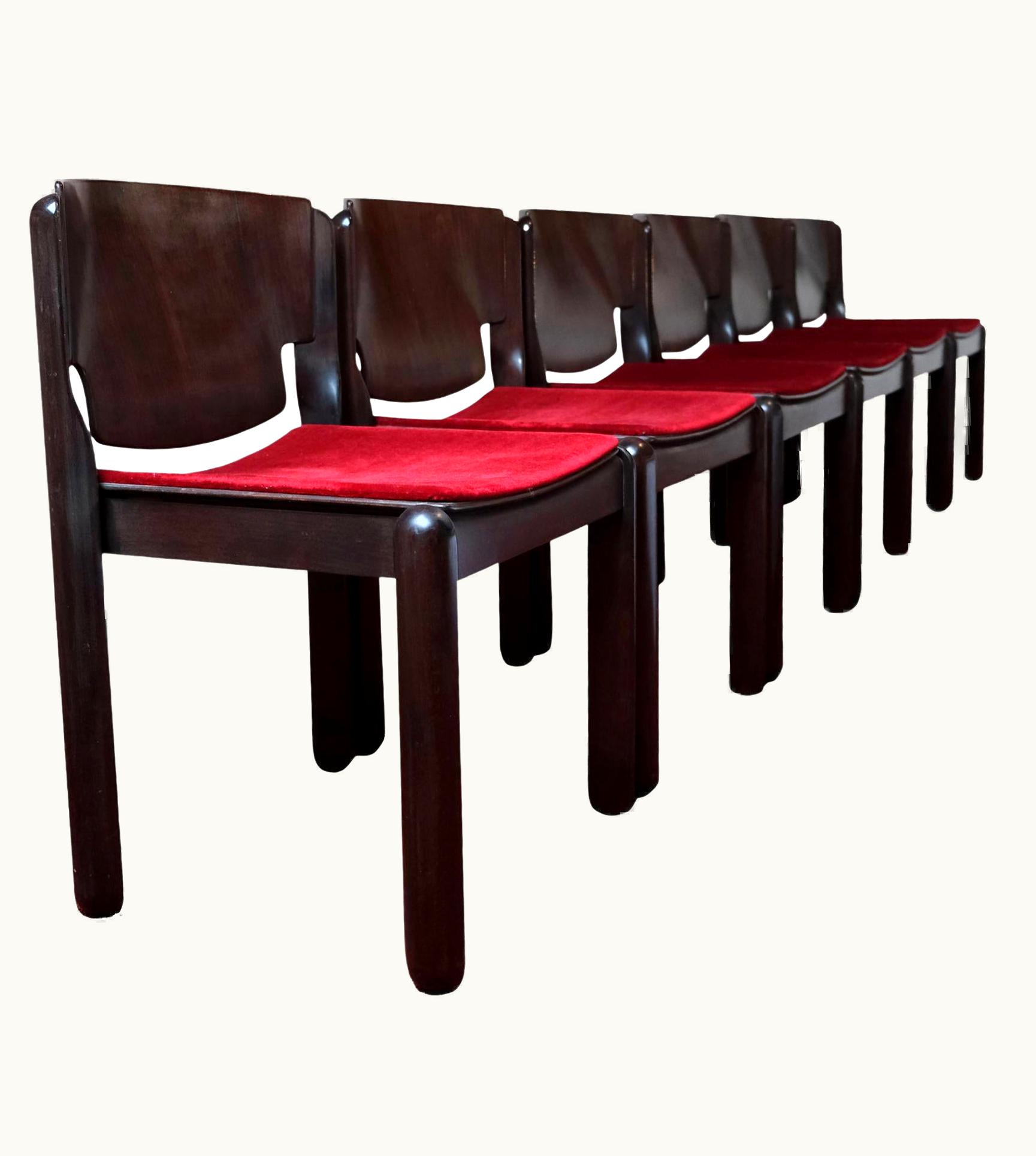 VIco Magistretti VIco Magistretti, Six Chairs, Model 122, Cassina, 1960s