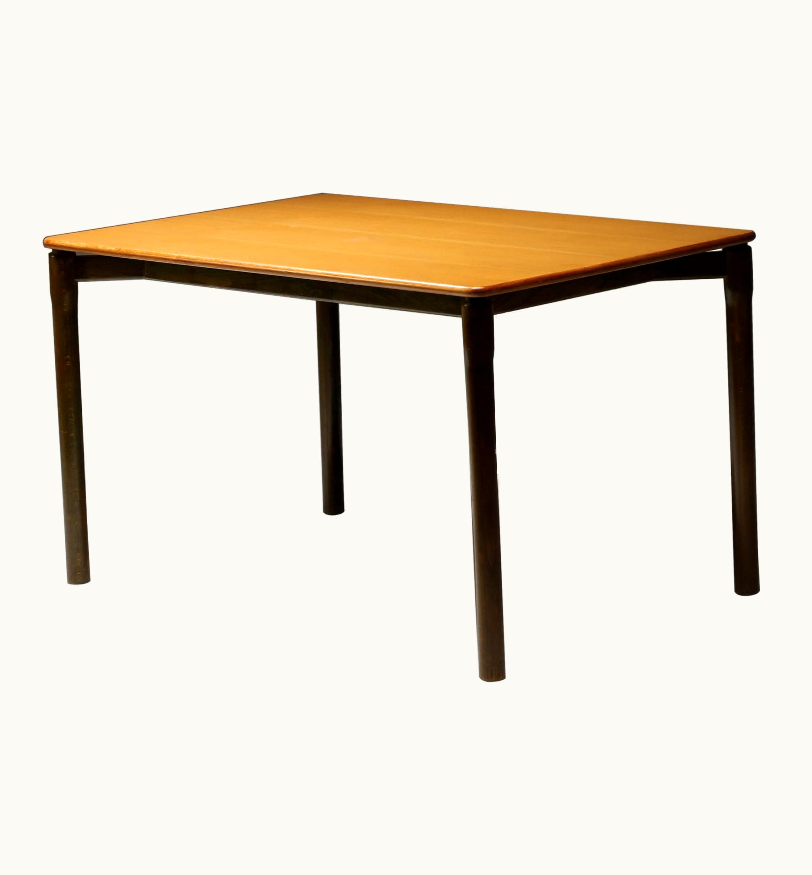 VIco Magistretti VIco Magistretti Carimate Table Set For Cassina, Italian Design