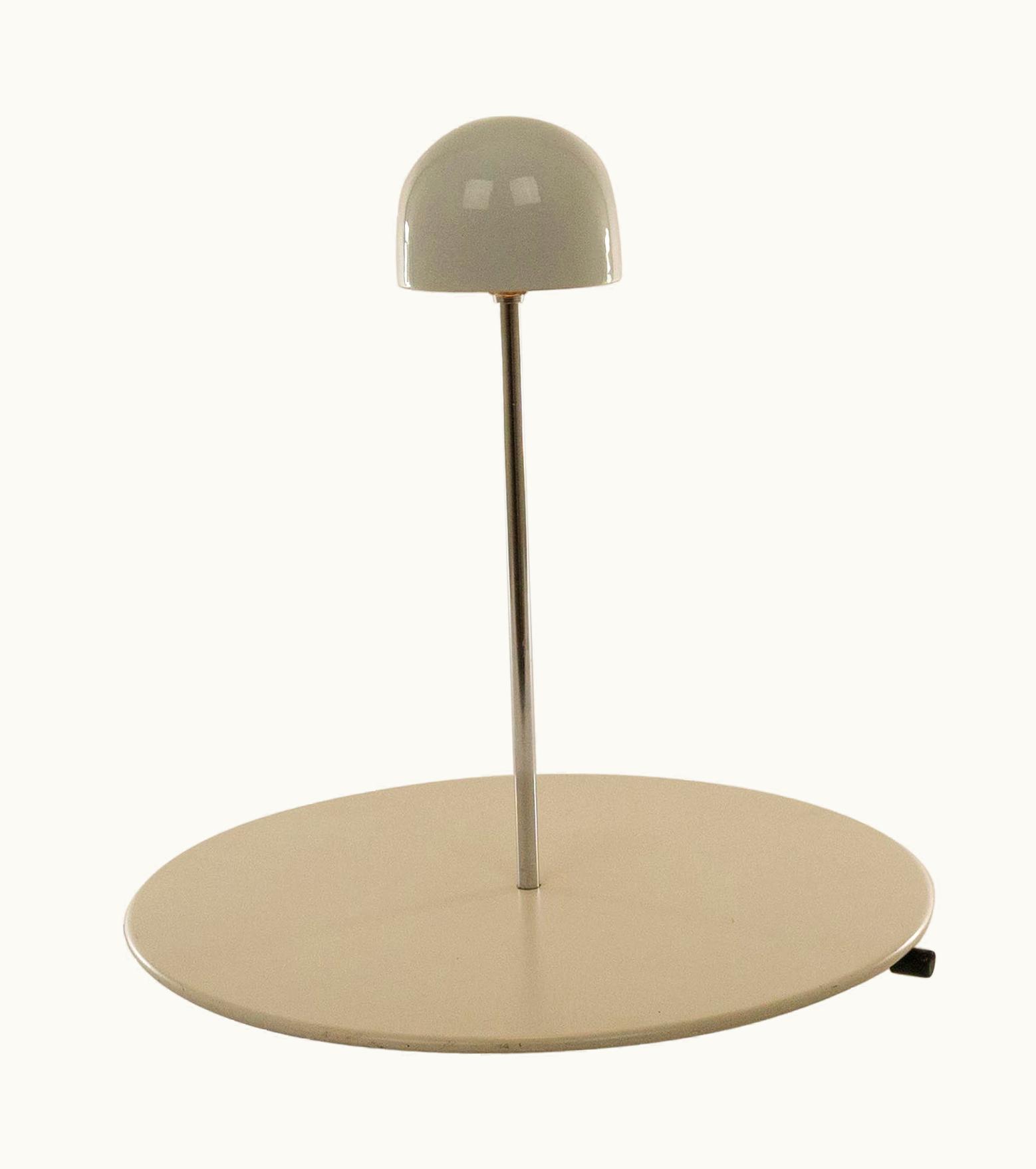 VIco Magistretti VIco Magistretti Nemea Table Lamp By VIco Magistretti For Artemide, 1980s