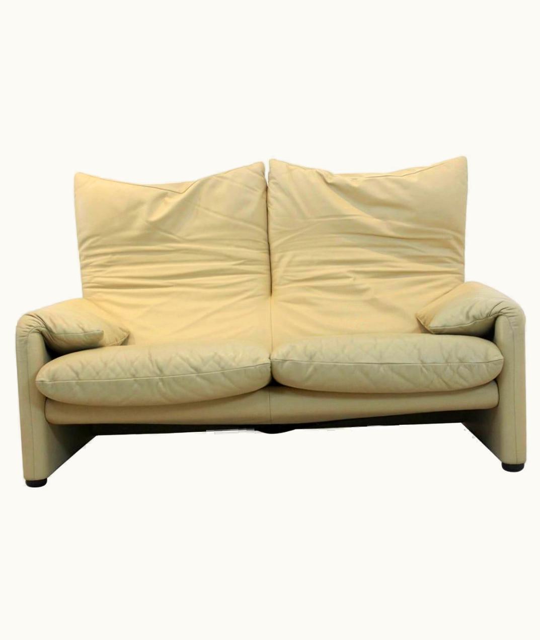 VIco Magistretti VIco Magistretti Two-Seat Maralunga Leather Sofa By VIco Magistretti For Cassina