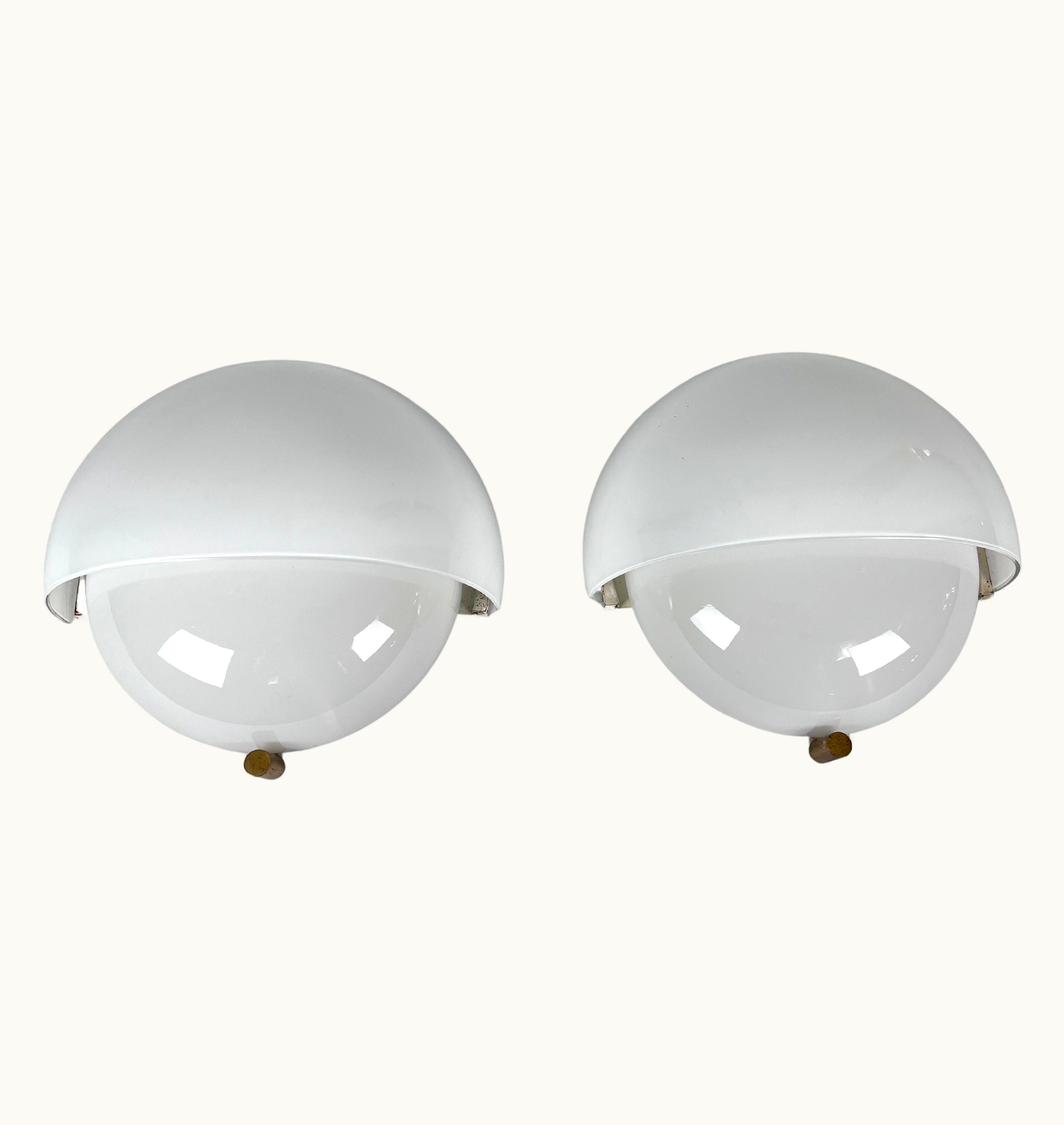 VIco Magistretti VIco Magistretti Rare Pair Of Glass Mania Sconces By VIco Magistretti For Artemide, 1960s