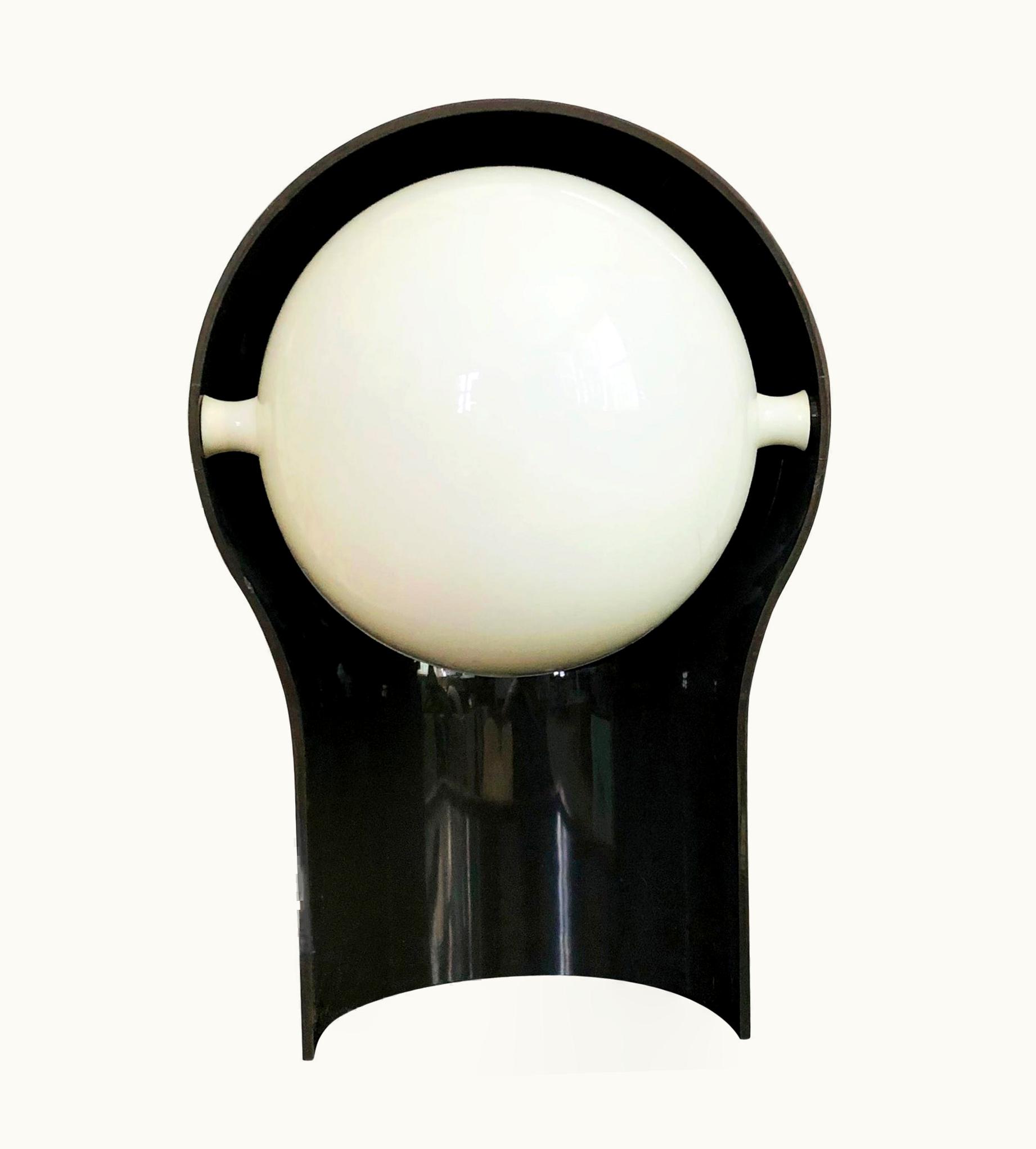 VIco Magistretti VIco Magistretti Mid Century Telegono Lamp By VIco Magistretti For Artemide