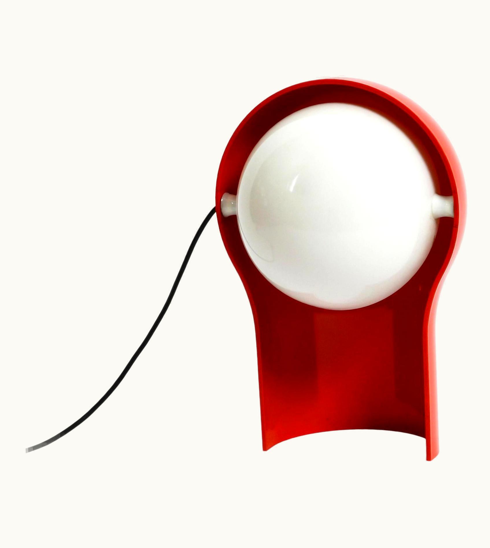 VIco Magistretti VIco Magistretti Telegono Table Lamp By VIco Magistretti For Artemide 1968 In Very Good Condition