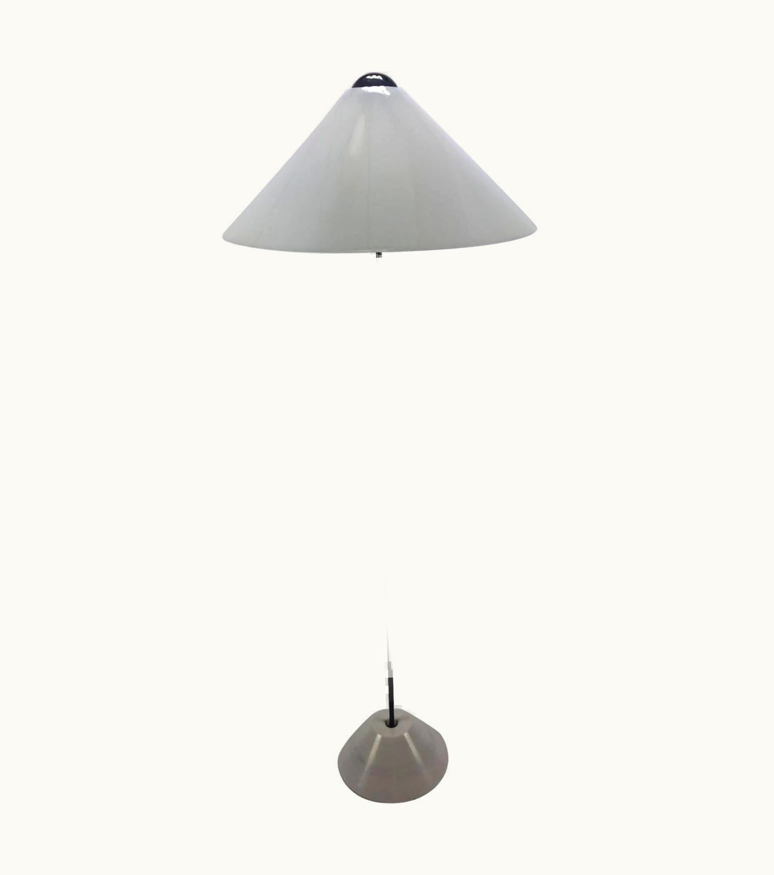 VIco Magistretti VIco Magistretti 'Snow' Floor Lamp For Oluce, Italy, 1973