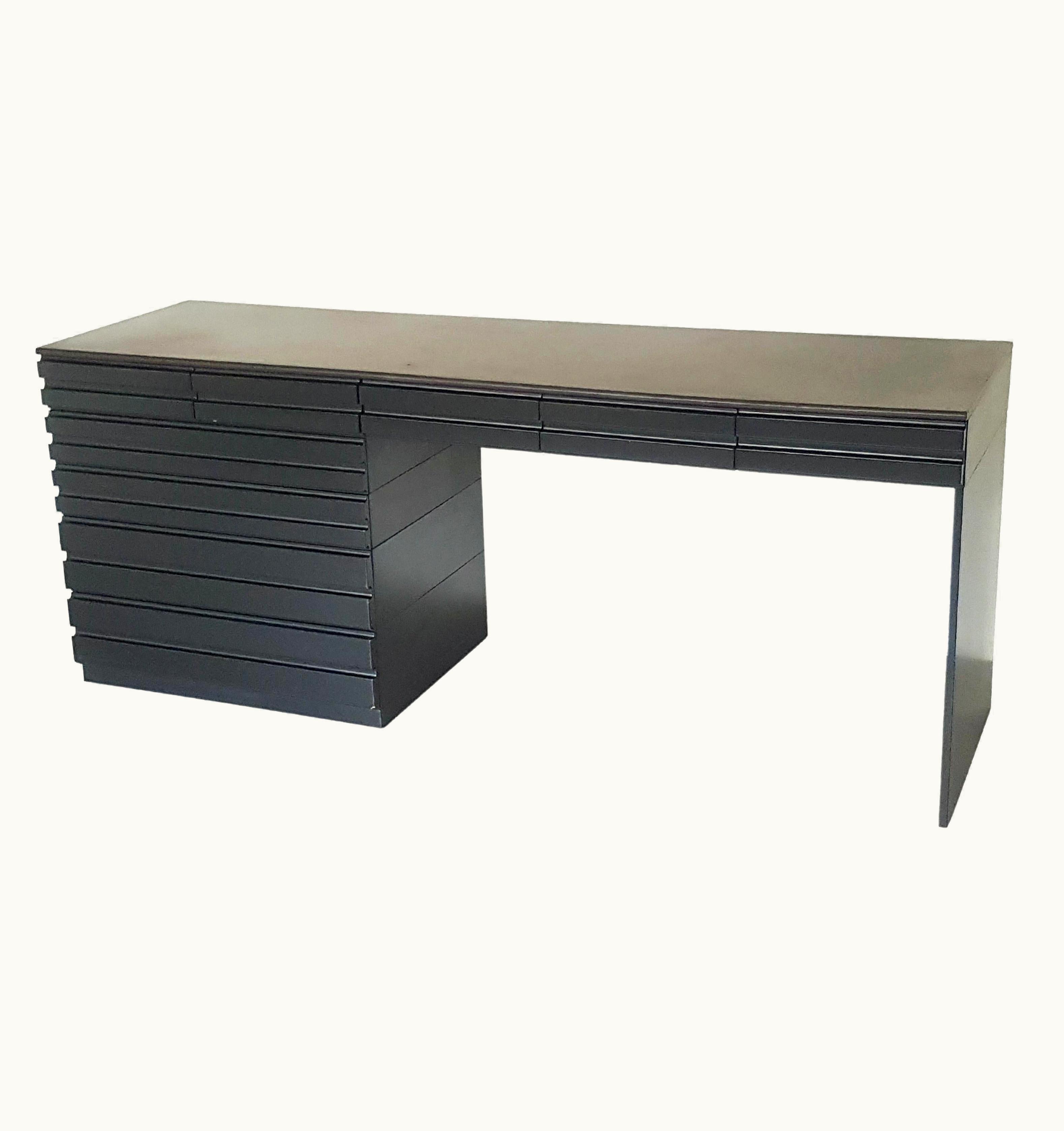 VIco Magistretti VIco Magistretti Black Wood & Leather Samarcanda 1970s Desk By V. Magistretti For Poggi