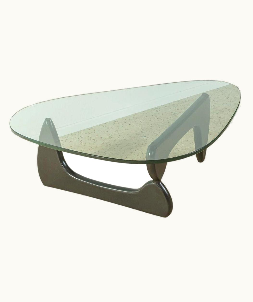 Isamu Noguchi Isamu Noguchi Coffee Table From 1940s