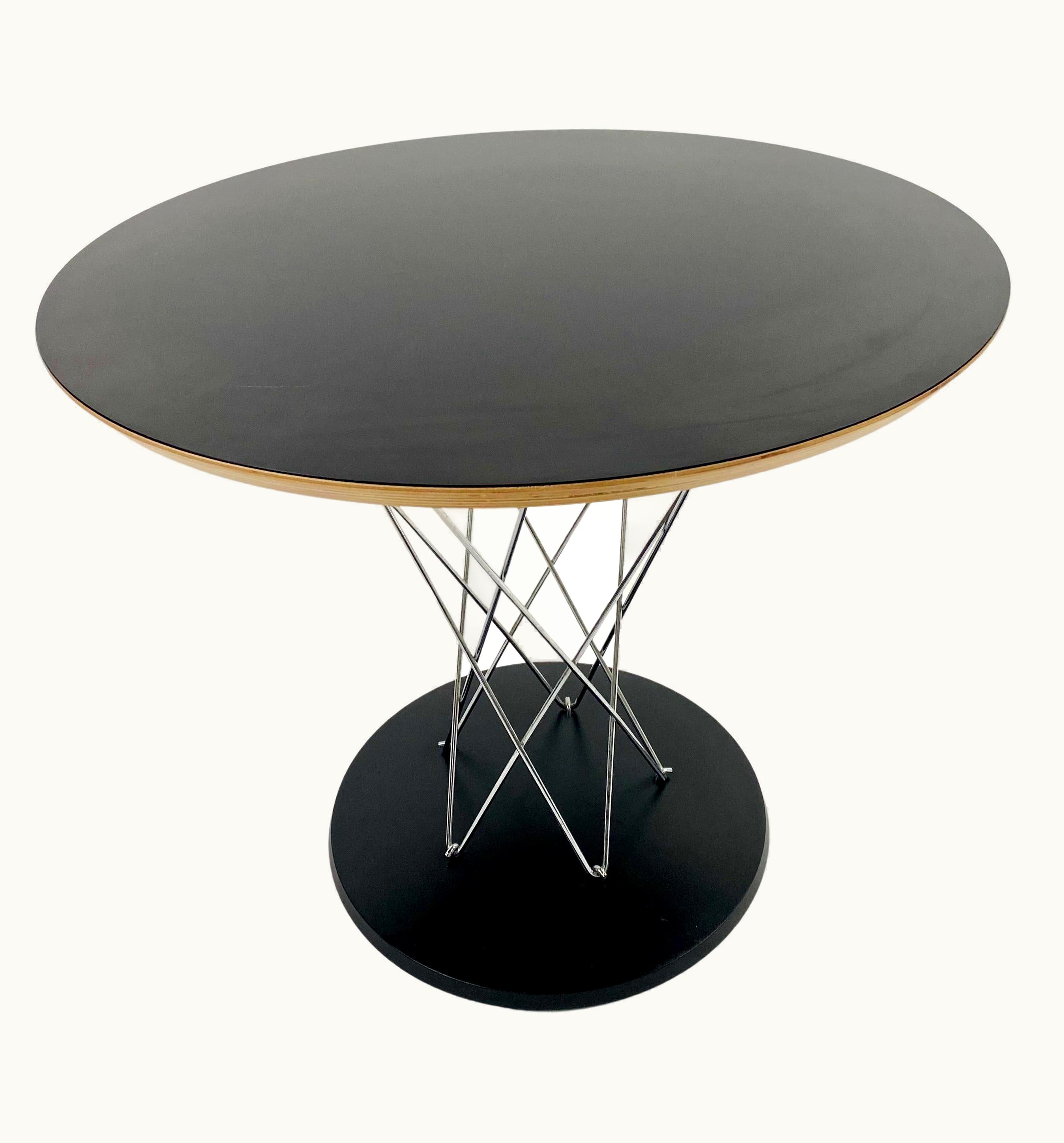 Isamu Noguchi Isamu Noguchi Cyclone End Table For Knoll, MCM Black Laminate And Chrome, Signed