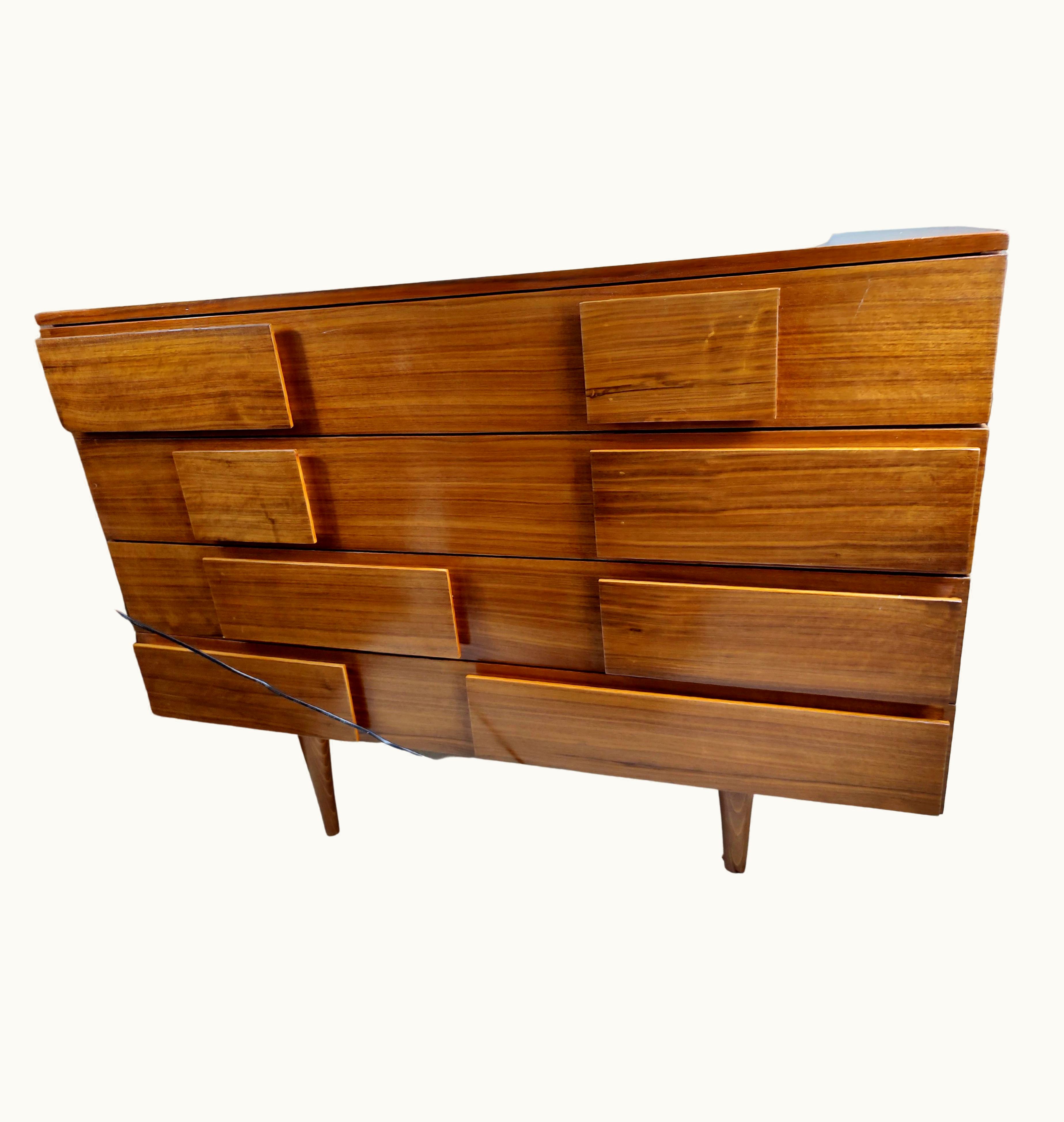 Gio Ponti Gio Ponti Mid-Century Modern Sculptural Dresser By Gio Ponti For Singer & Sons