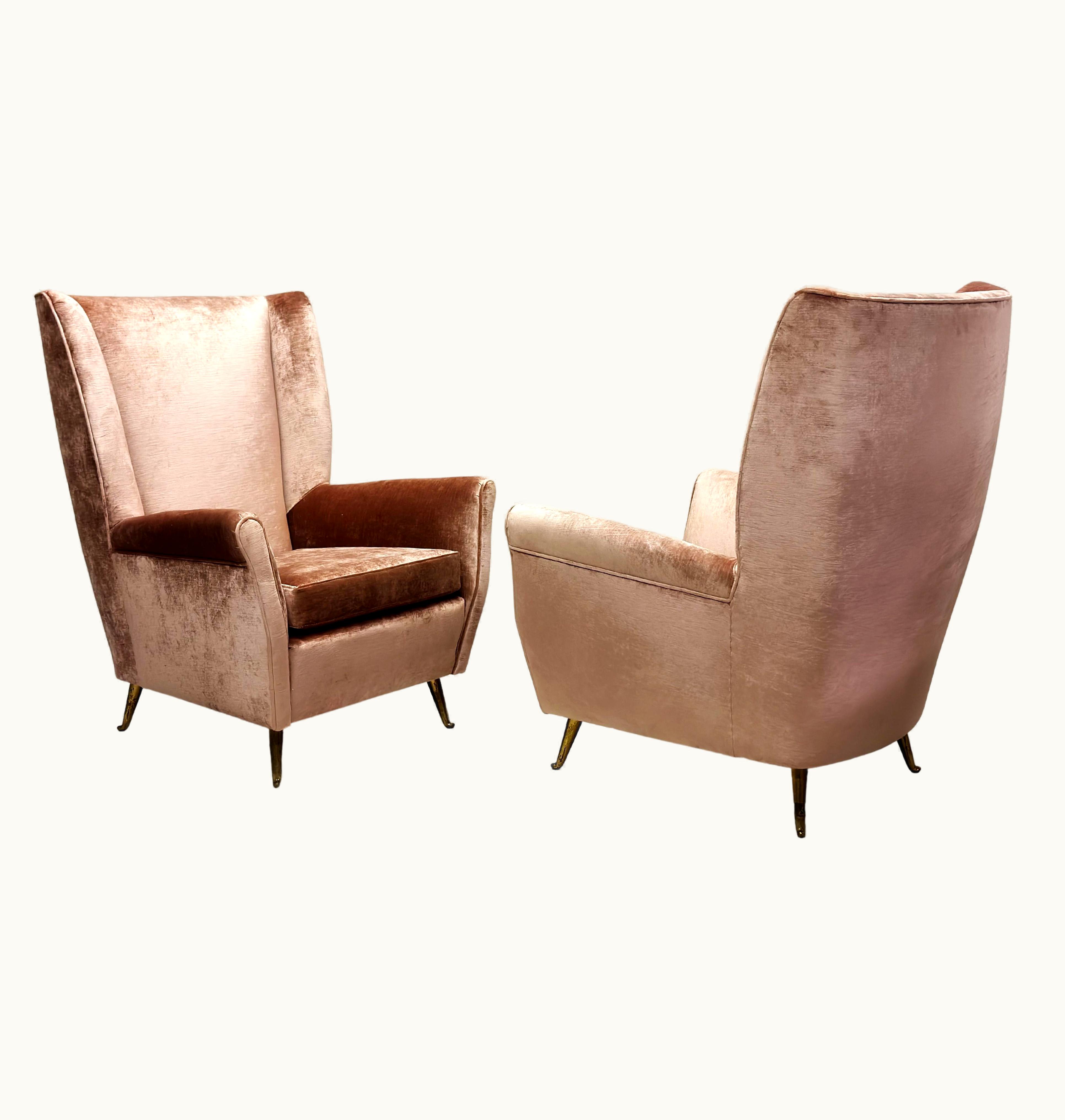 Gio Ponti Gio Ponti Pair Of Italian Mid-Century Wingback Lounge Chairs By Isa Bergamo & Gio Ponti