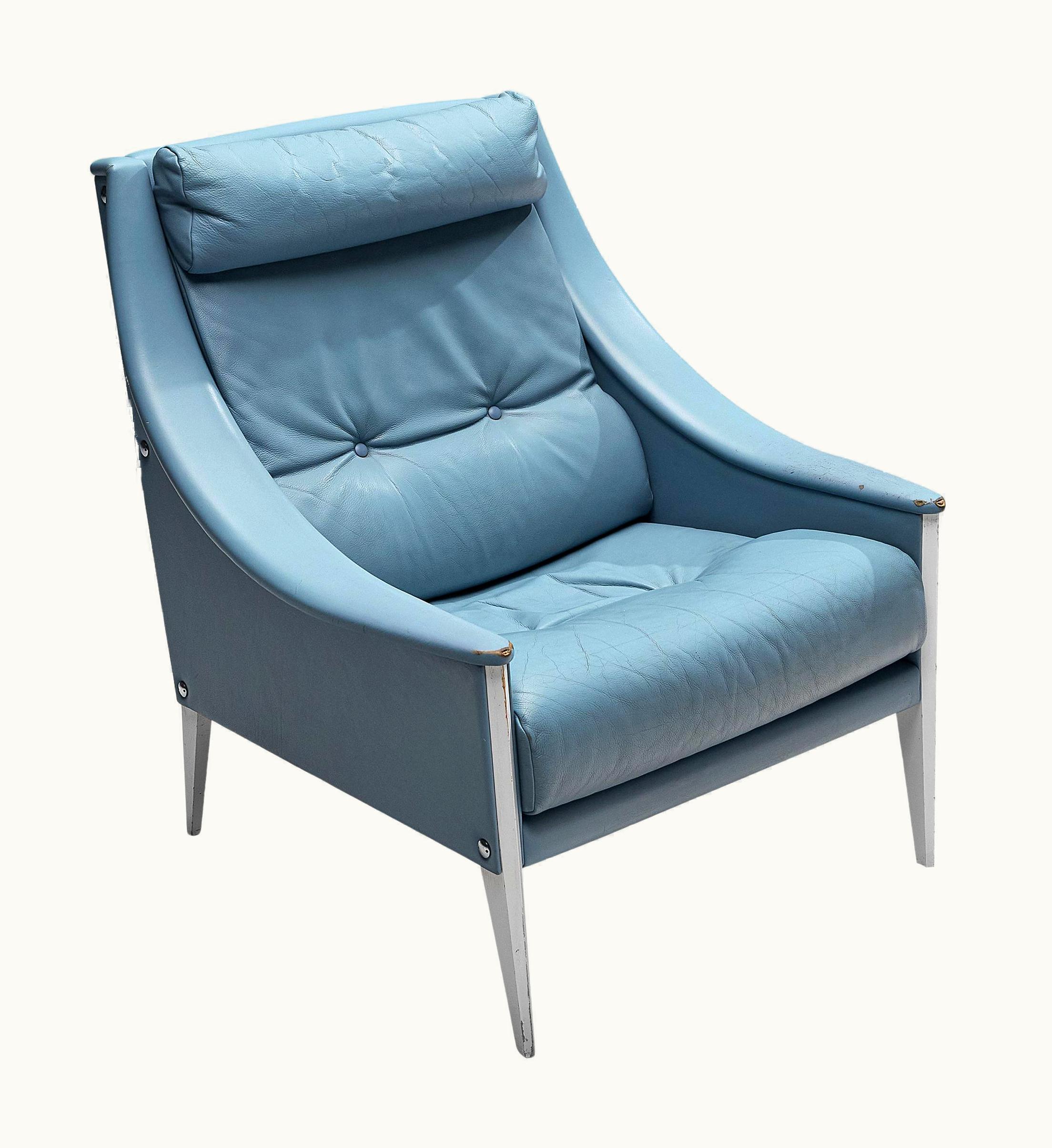 Gio Ponti Gio Ponti For Poltrona Frau Lounge Chair 'Dezza' In Light Blue Leather