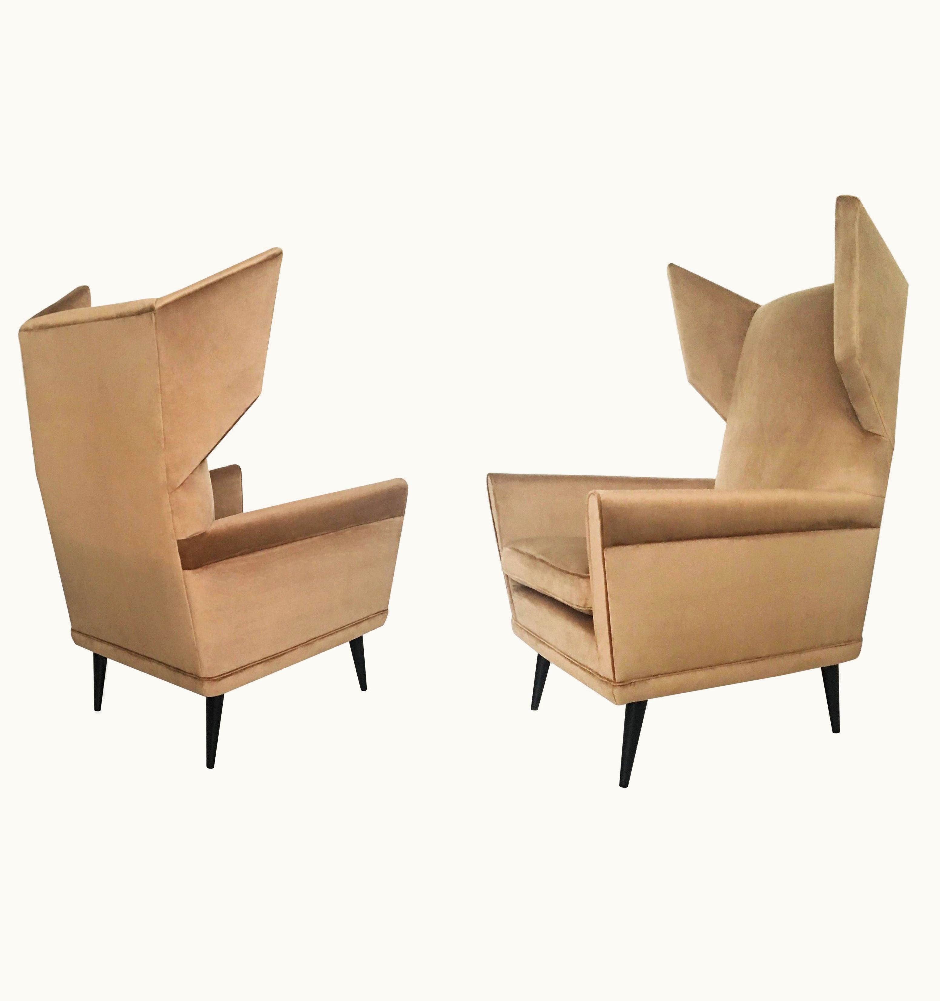 Gio Ponti Gio Ponti Stunning Pair Of Italian Lounge Chairs By Gio Ponti