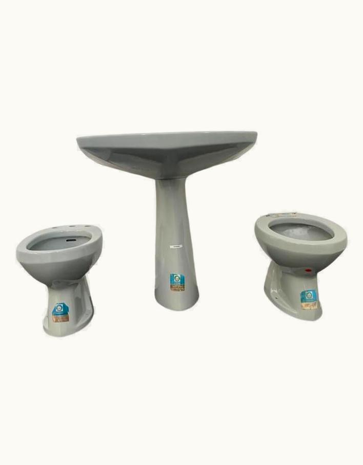 Gio Ponti Gio Ponti Bathroom Fixtures By Gio Ponti For Ideal Standard, 1950s, Color Taupe