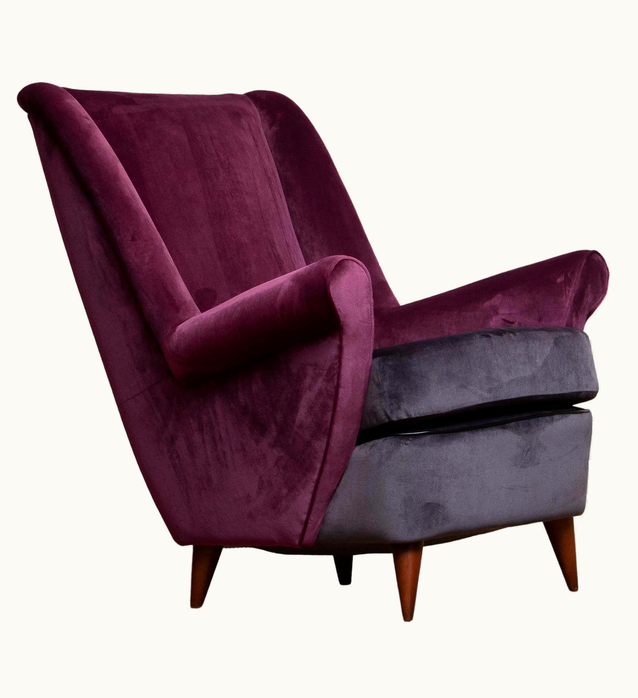 Gio Ponti Gio Ponti 1950 Lounge / Easy Chair In Magenta By Designed Gio Ponti For ISA Bergamo, Italy
