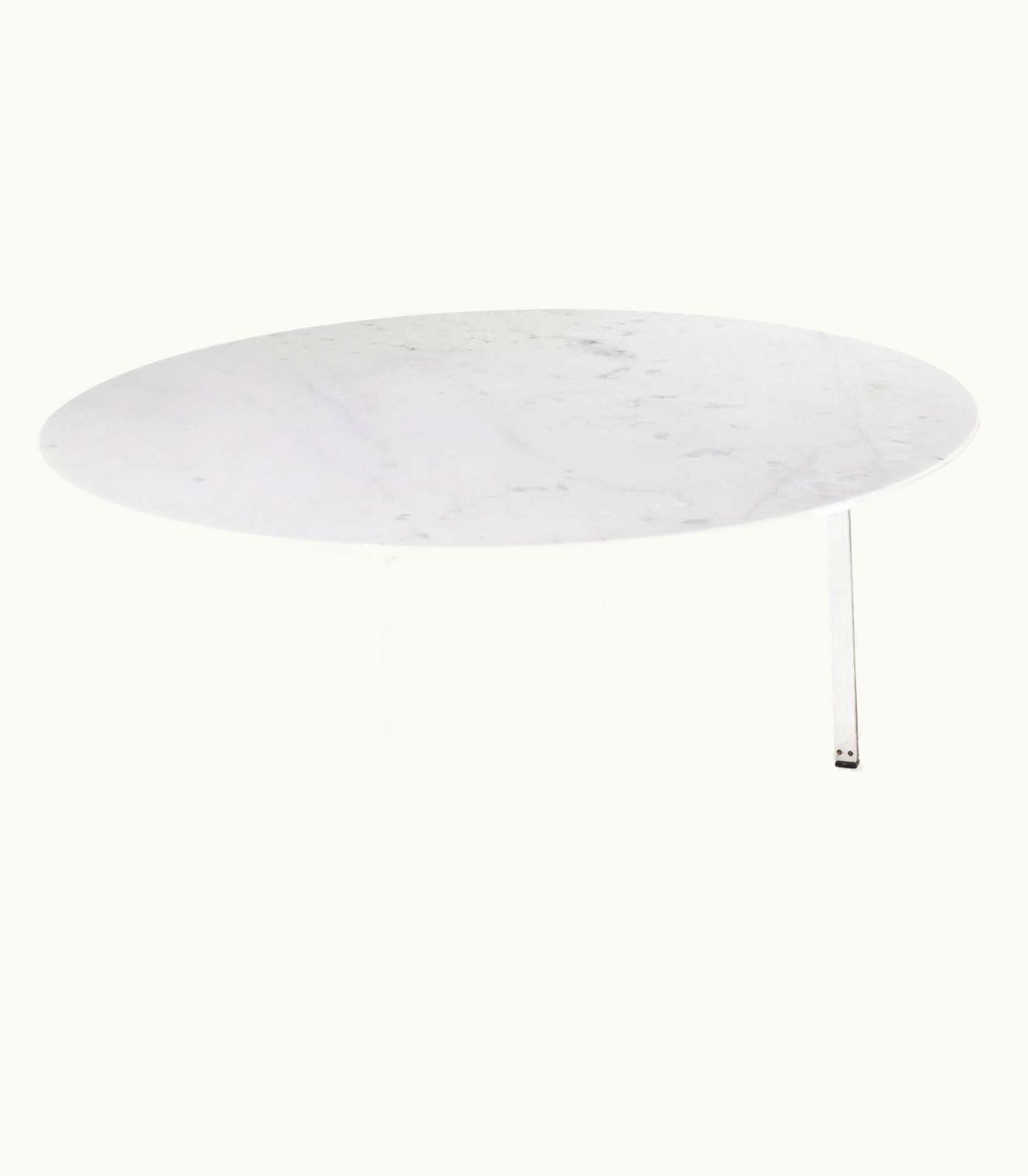 Florence Knoll Florence Knoll Round Low Table In White Marble And Metal By Knoll, 1950s, Italy