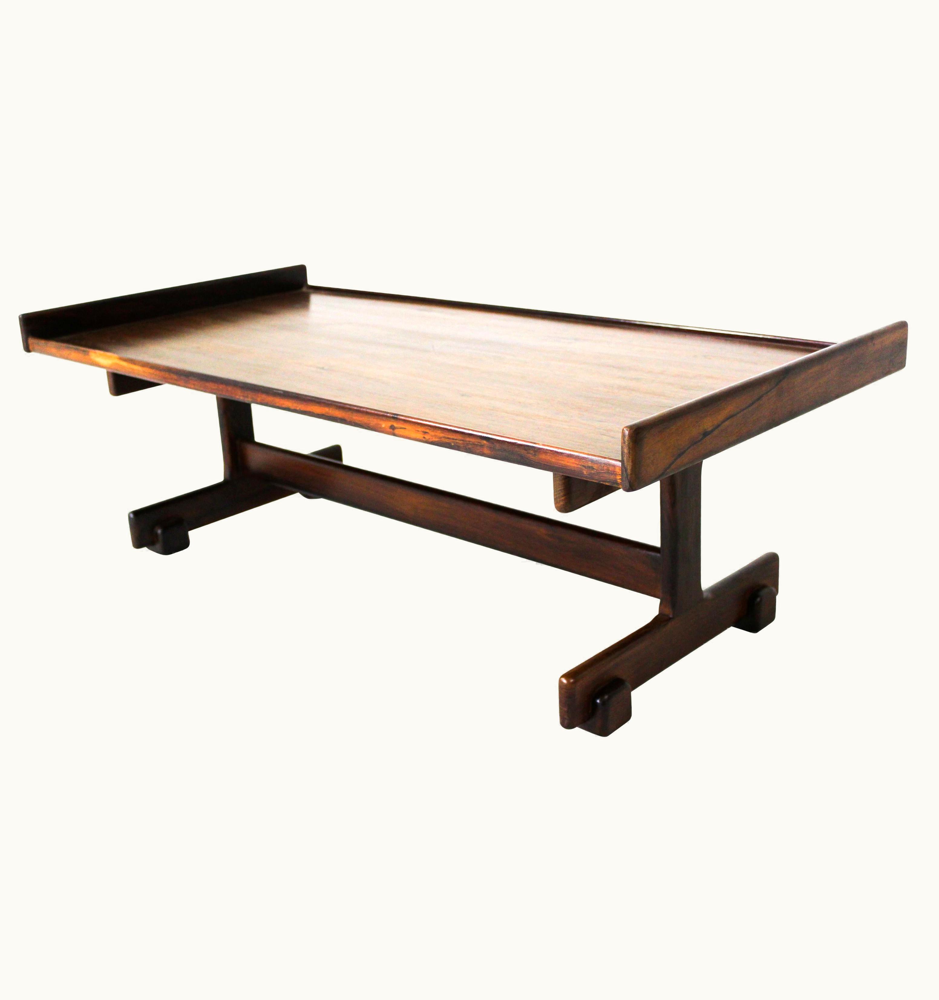 Sergio Rodrigues Mid-Century Modern Wood Center Table By Sergio Rodrigues, Brazil, 1960s