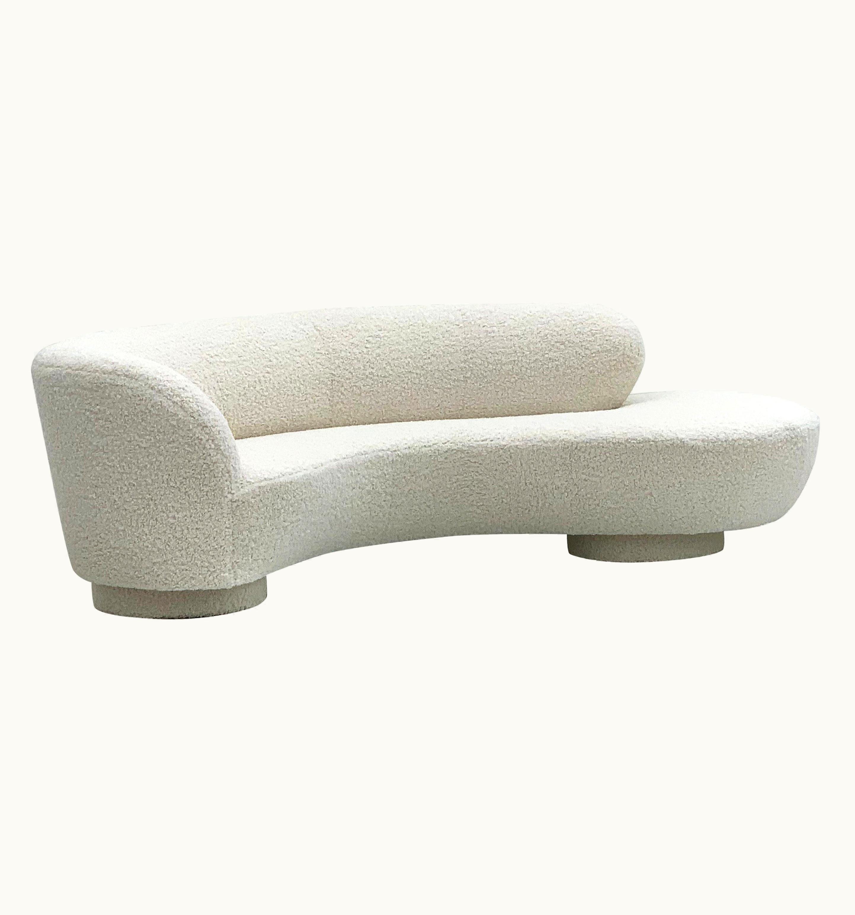 Vladimir Kagan Vladimir Kagan Cloud Serpentine Sofa Upholstered In Heavy Ivory Boucle