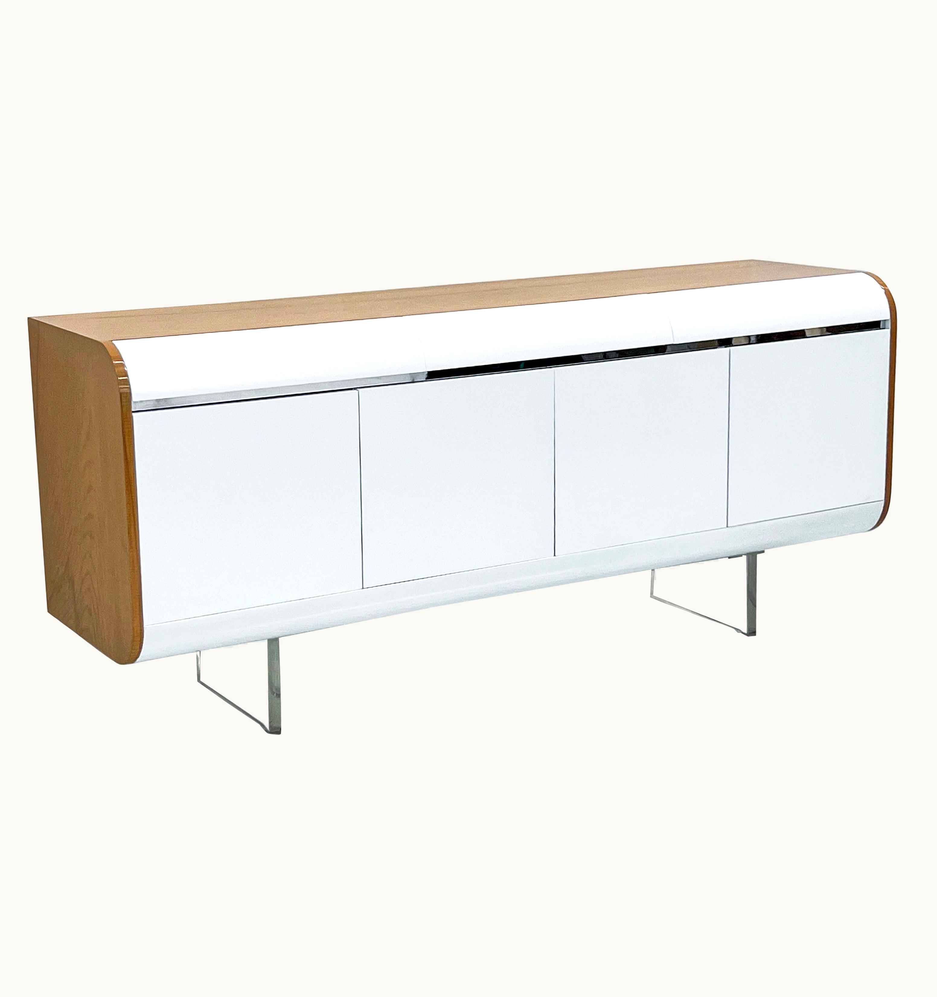 Vladimir Kagan Vladimir Kagan Rare Vladimir Kagan Credenza, Vladimir Kagan Designs, 1970s