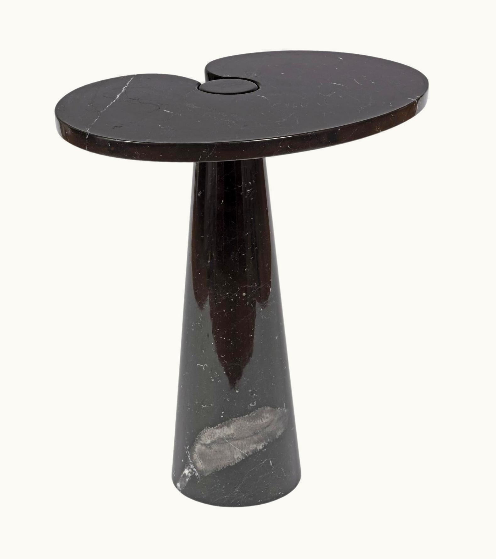 Angelo Mangiarotti Angelo Mangiarotti Table Noire D'appoint "Eros" D'Angelo Mangiarotti Pour Skipper, 1975