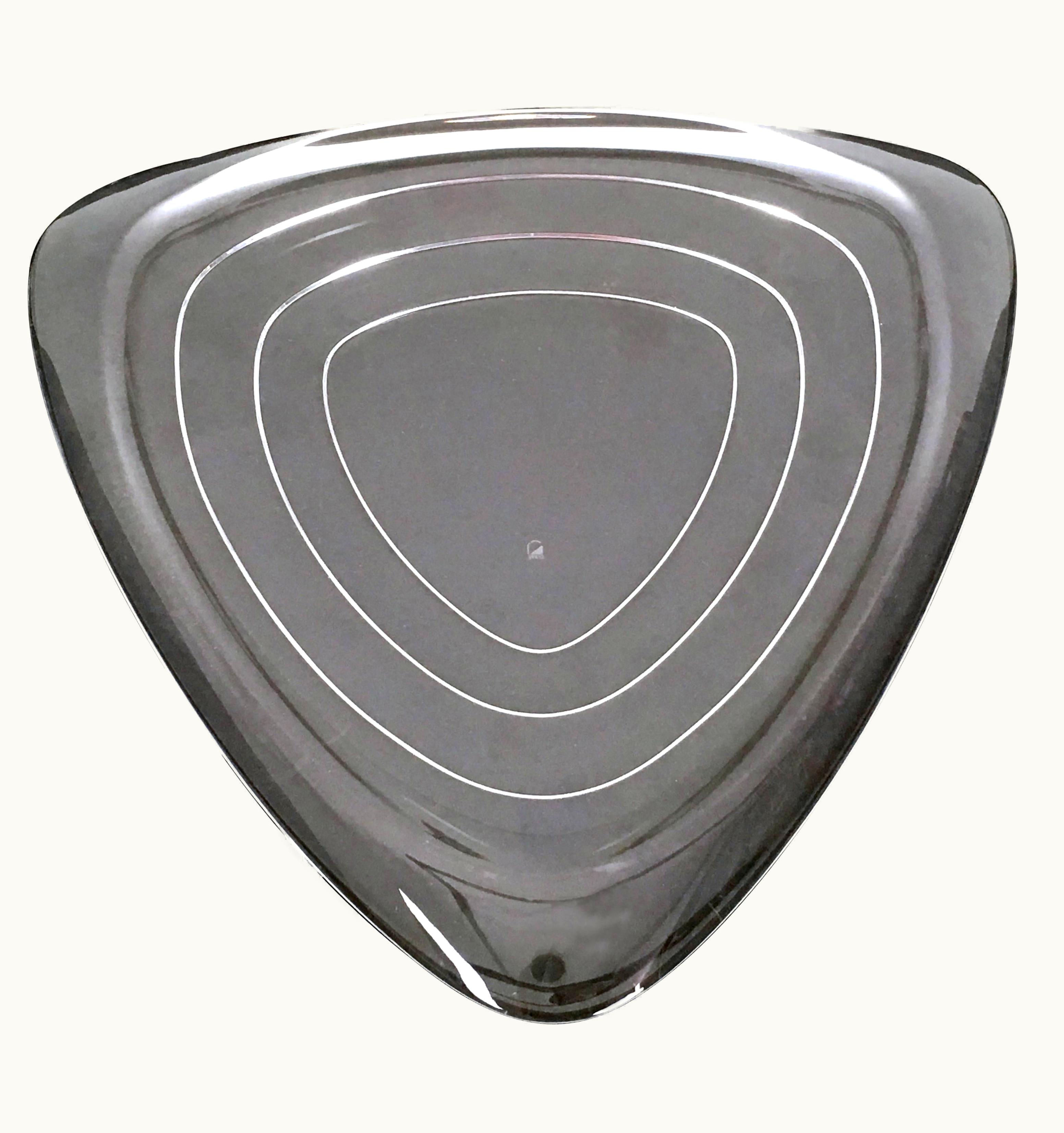 Angelo Mangiarotti Angelo Mangiarotti Modern Triangular Glass Plate By Angelo Mangiarotti For Cristallerie Colle 1990s