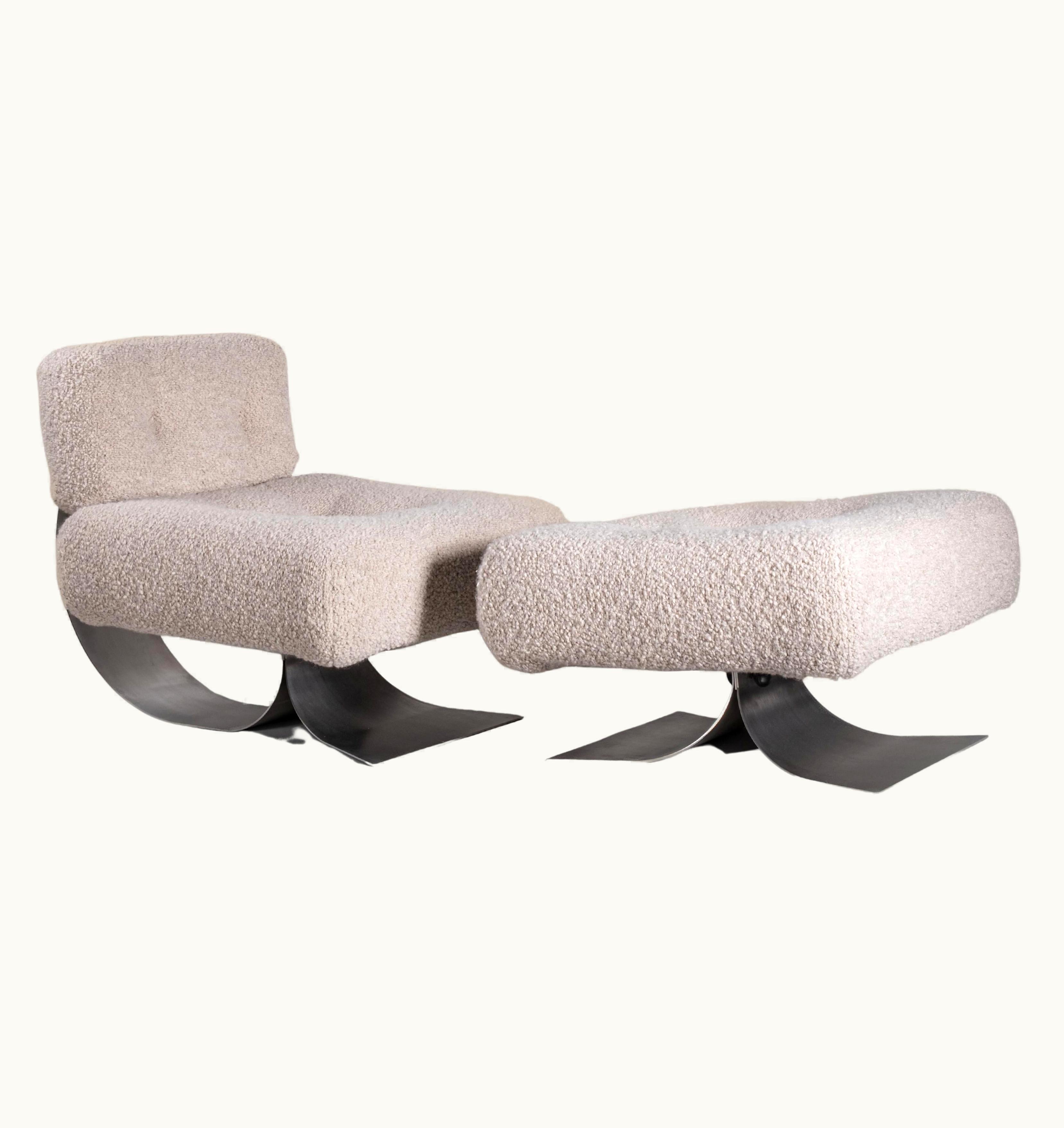 Oscar Niemeyer Alta Lounge Chair And Ottoman By Oscar Niemeyer