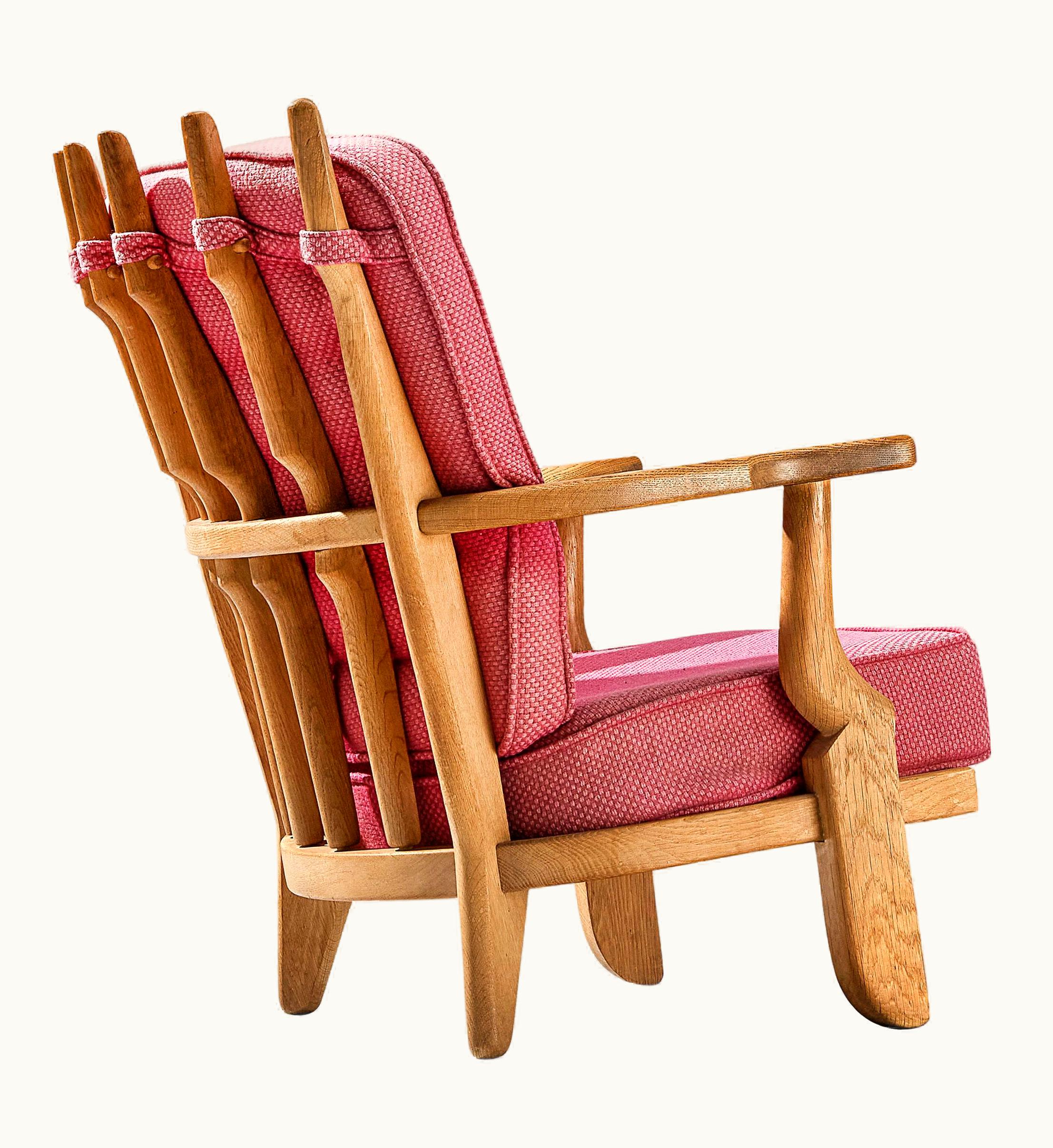 Guillerme et Chambron Guillerme et Chambron 'Mid Repos' Lounge Chair In Oak And Pink Wool