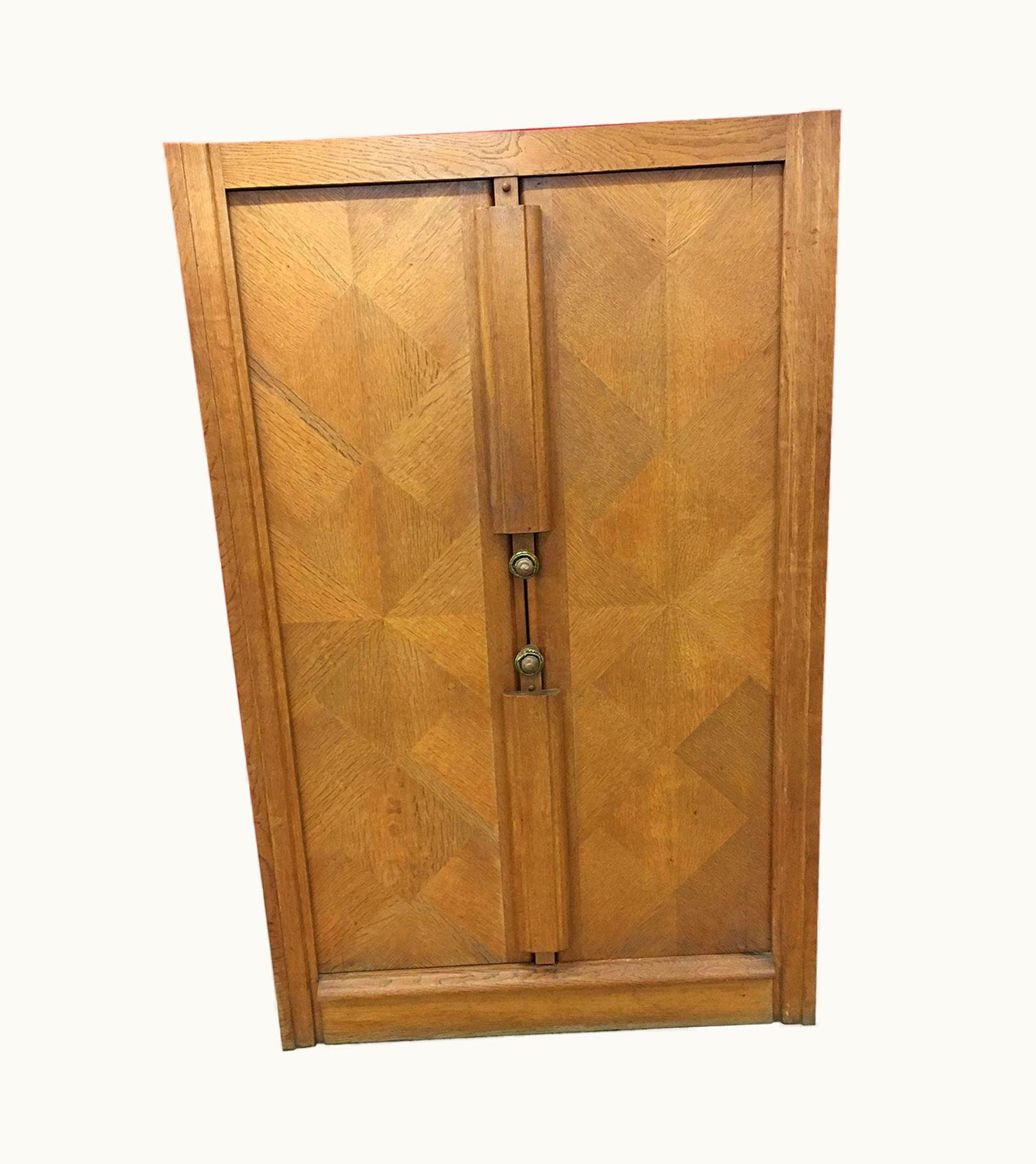 Guillerme et Chambron Guillerme et Chambron, 1960 Oak Wardrobe, Votre Maison Edition UZ0198719