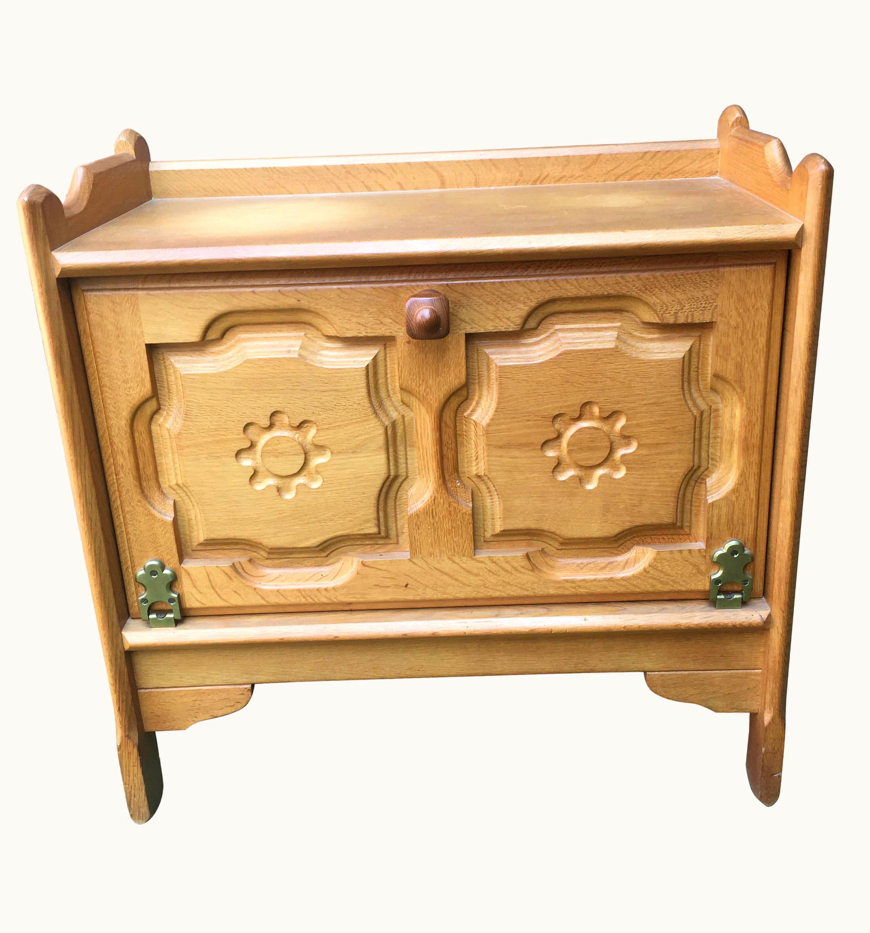 Guillerme et Chambron Guillerme et Chambron, Solid Oak Cabinet Edition Votre Maison, Circa 1970-1980 UZ0198874