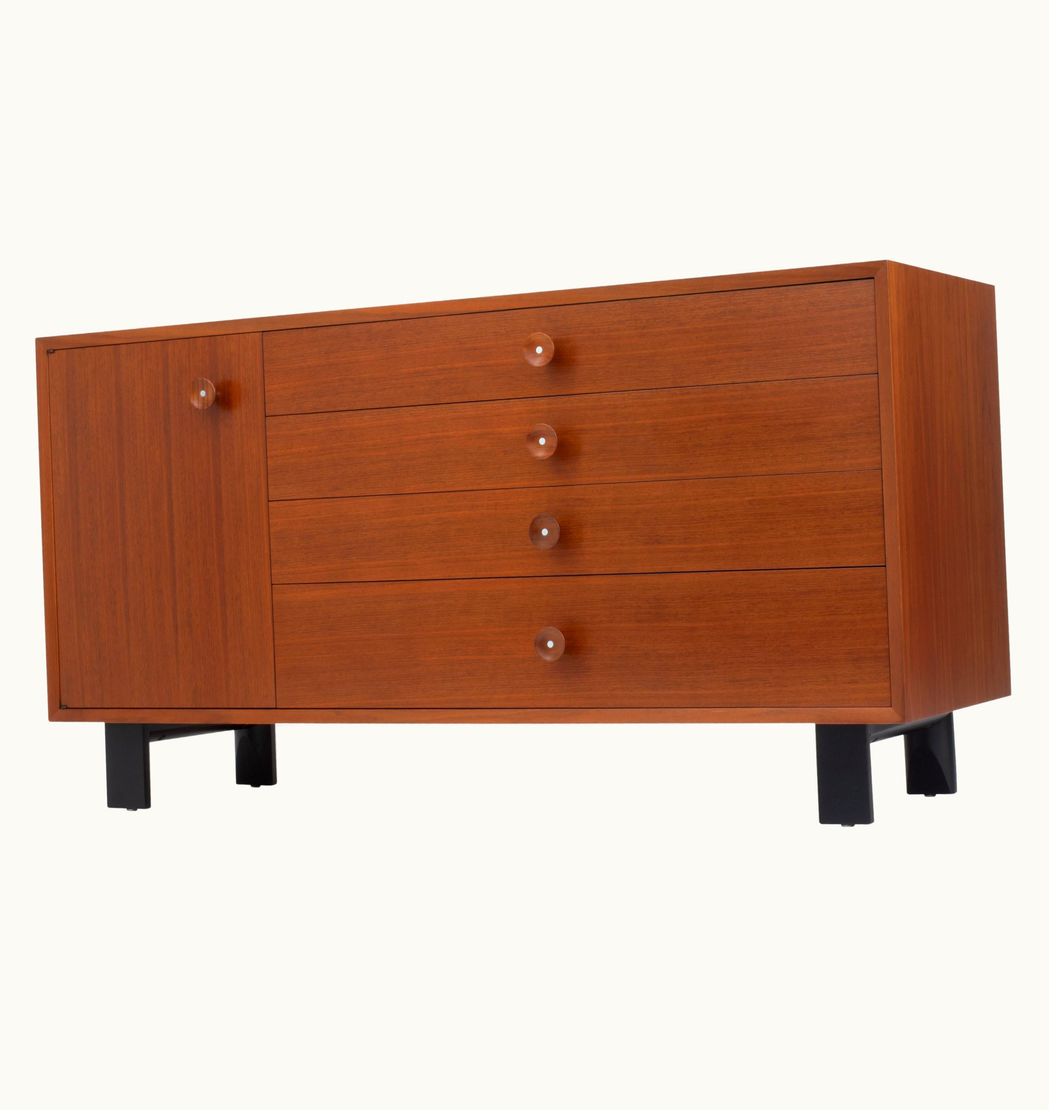 George Nelson George Nelson Vintage Walnut Credenza/Dresser By George Nelson For Herman Miller