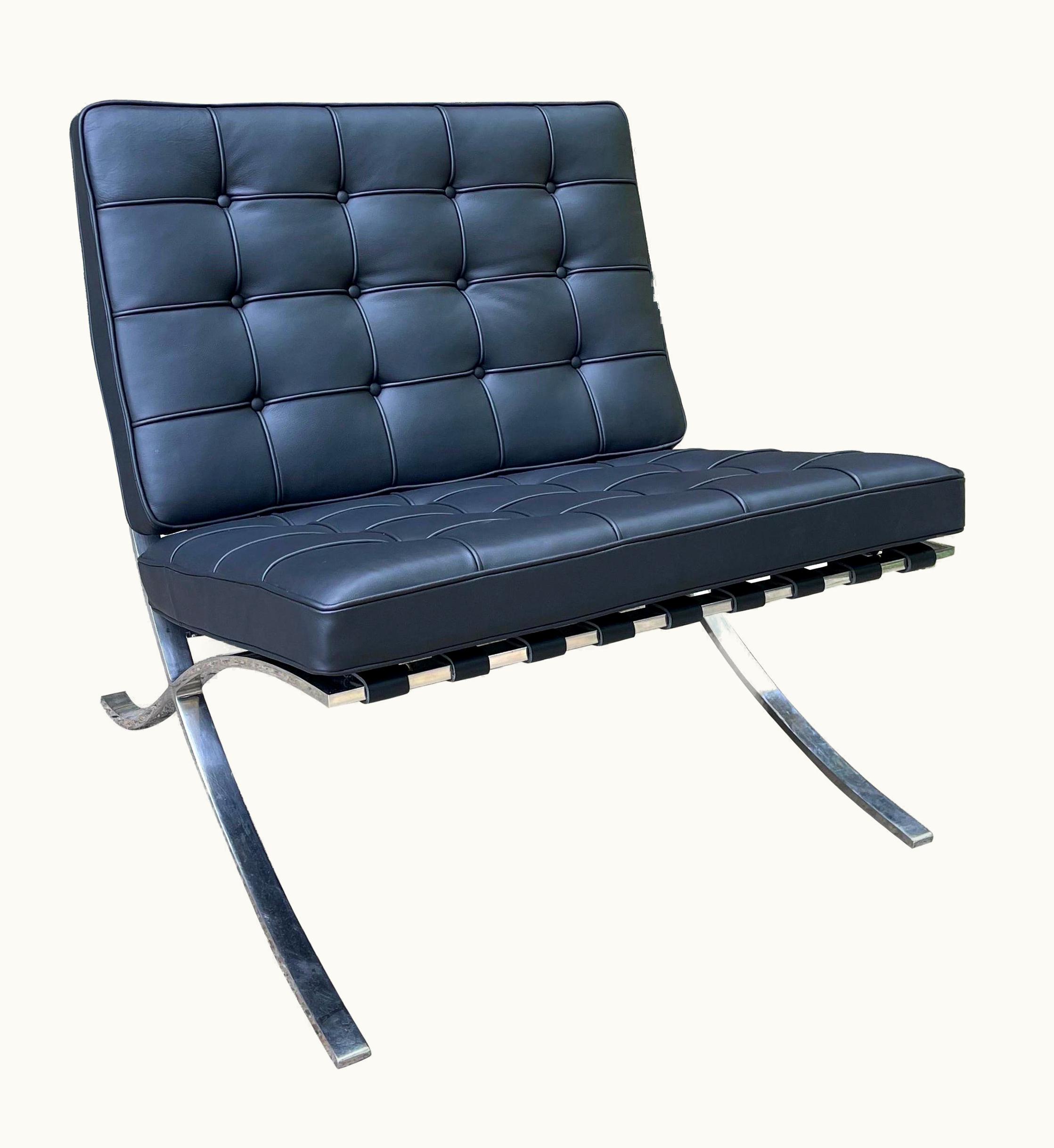 Ludwig Mies van der Rohe Ludwig Mies van der Rohe Vintage Barcelona Chair By Ludwig Mies Van Der Rohe For Knoll