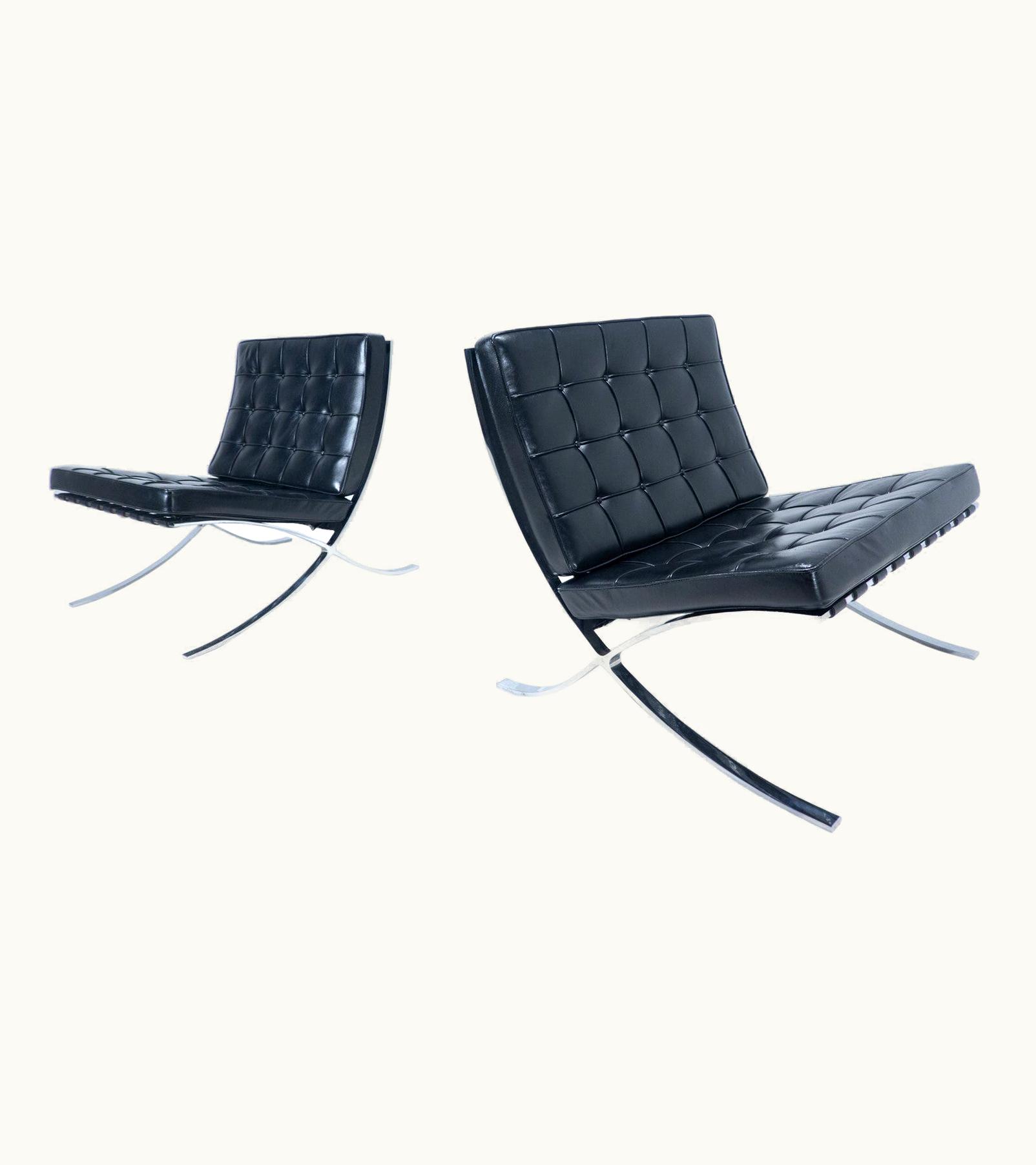 Ludwig Mies van der Rohe Ludwig Mies van der Rohe Pair Of Black Leather Barcelona Chairs By Mies Van Der Rohe For Knoll, 1960s