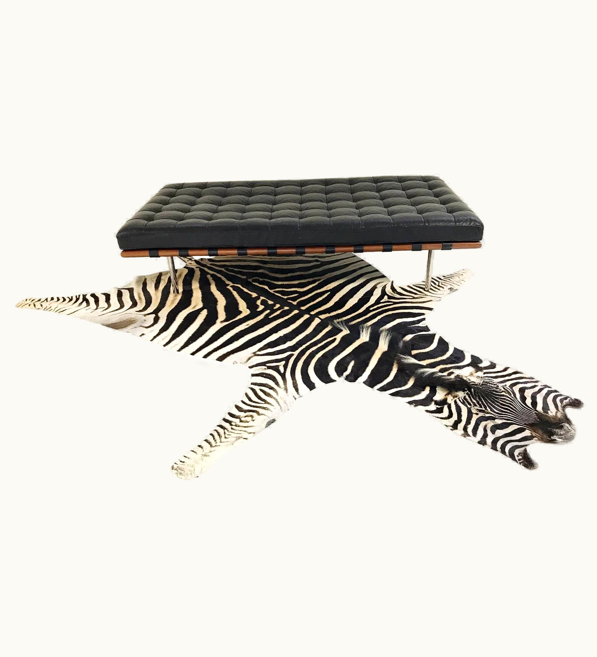 Ludwig Mies van der Rohe Ludwig Mies van der Rohe Vintage Circa 1985 Mies Van Der Rohe Barcelona Daybed With Zebra Rug