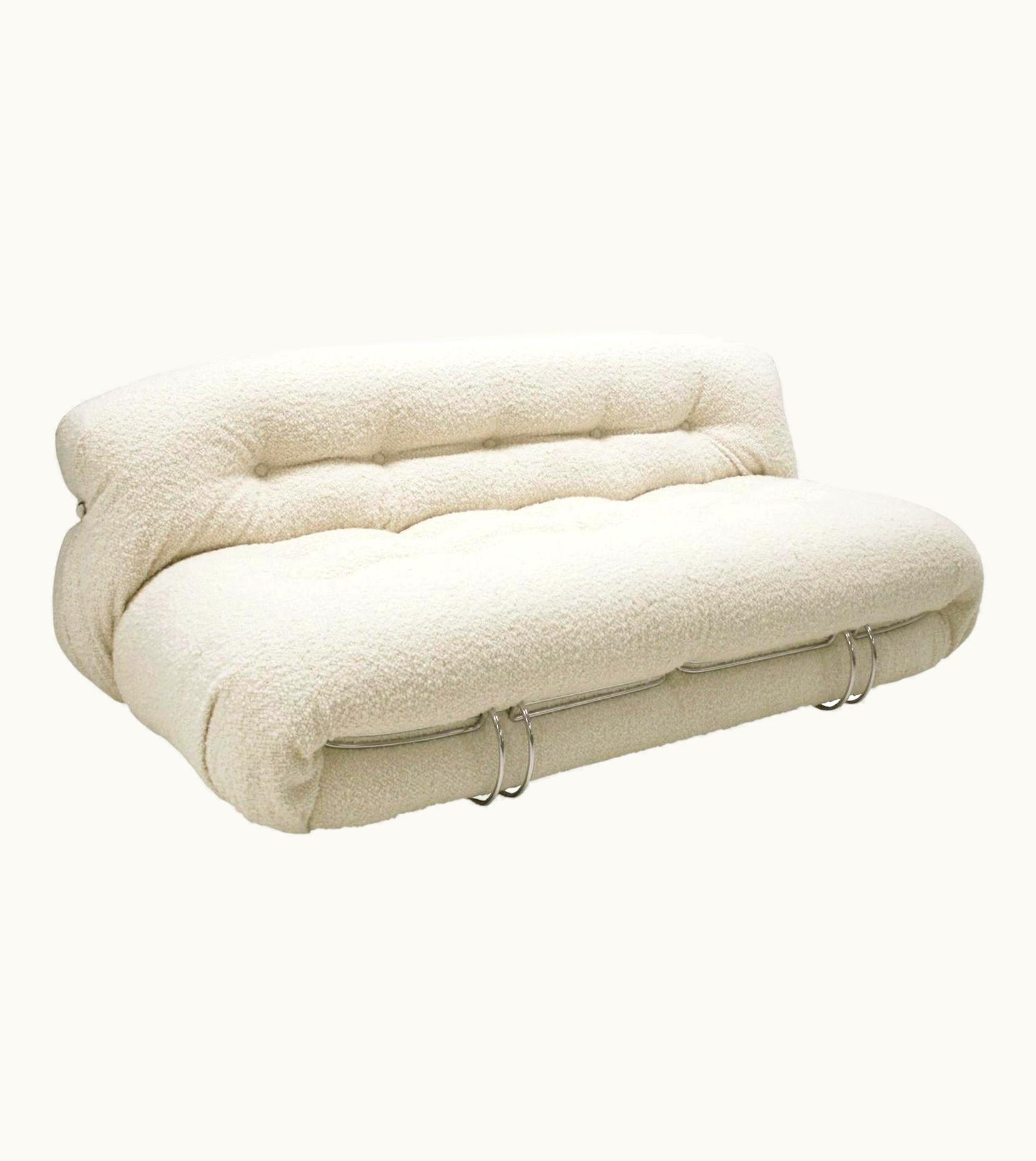 Afra & Tobia Scarpa Afra & Tobia Scarpa Mid-Century Modern Tobia Scarpa White Bouclé Wool Soriana Italian Sofa, 1960s