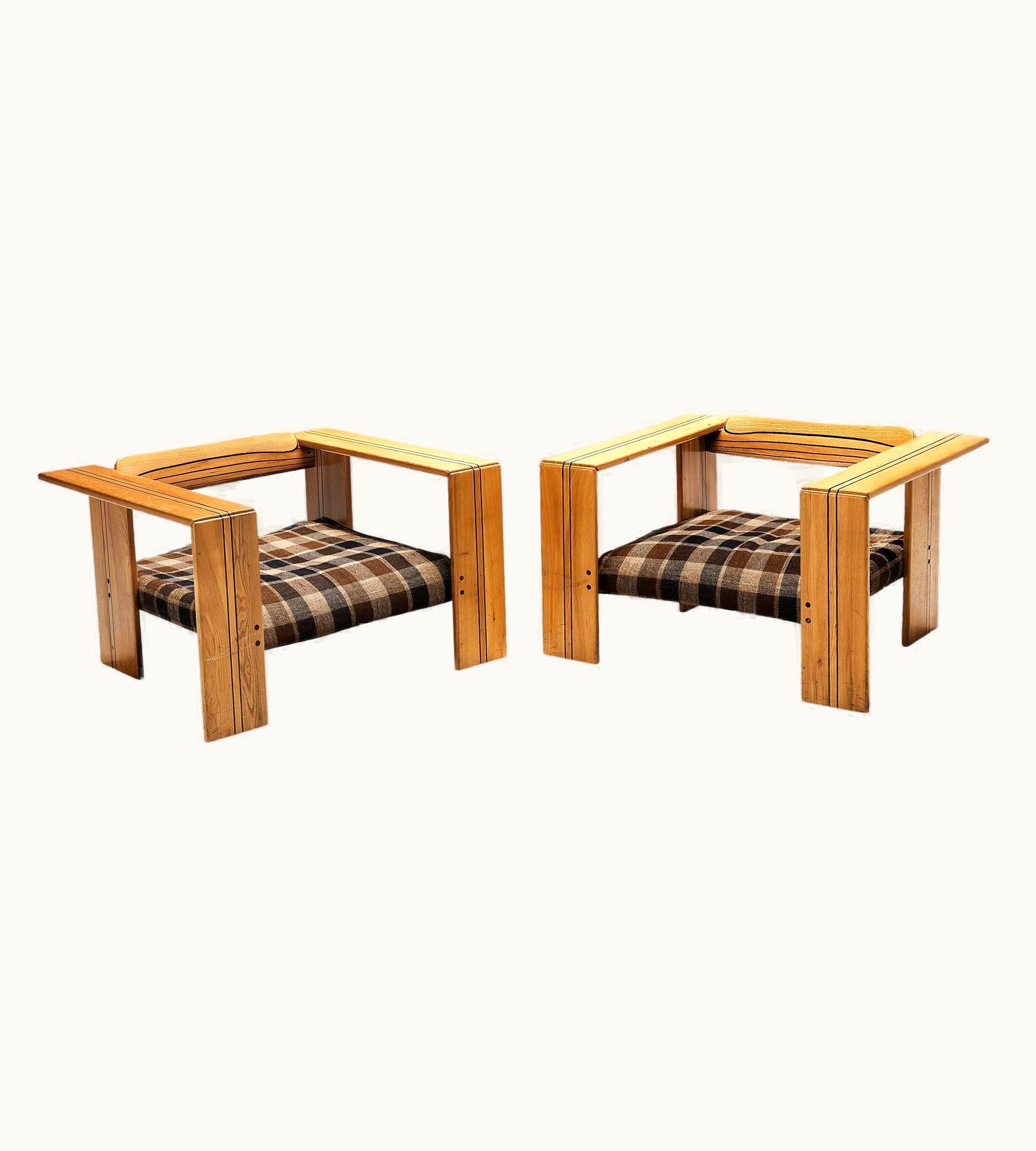 Afra & Tobia Scarpa Afra & Tobia Scarpa Pair Of 'Artona' Lounge Chairs In Ash And Checkered Fabric