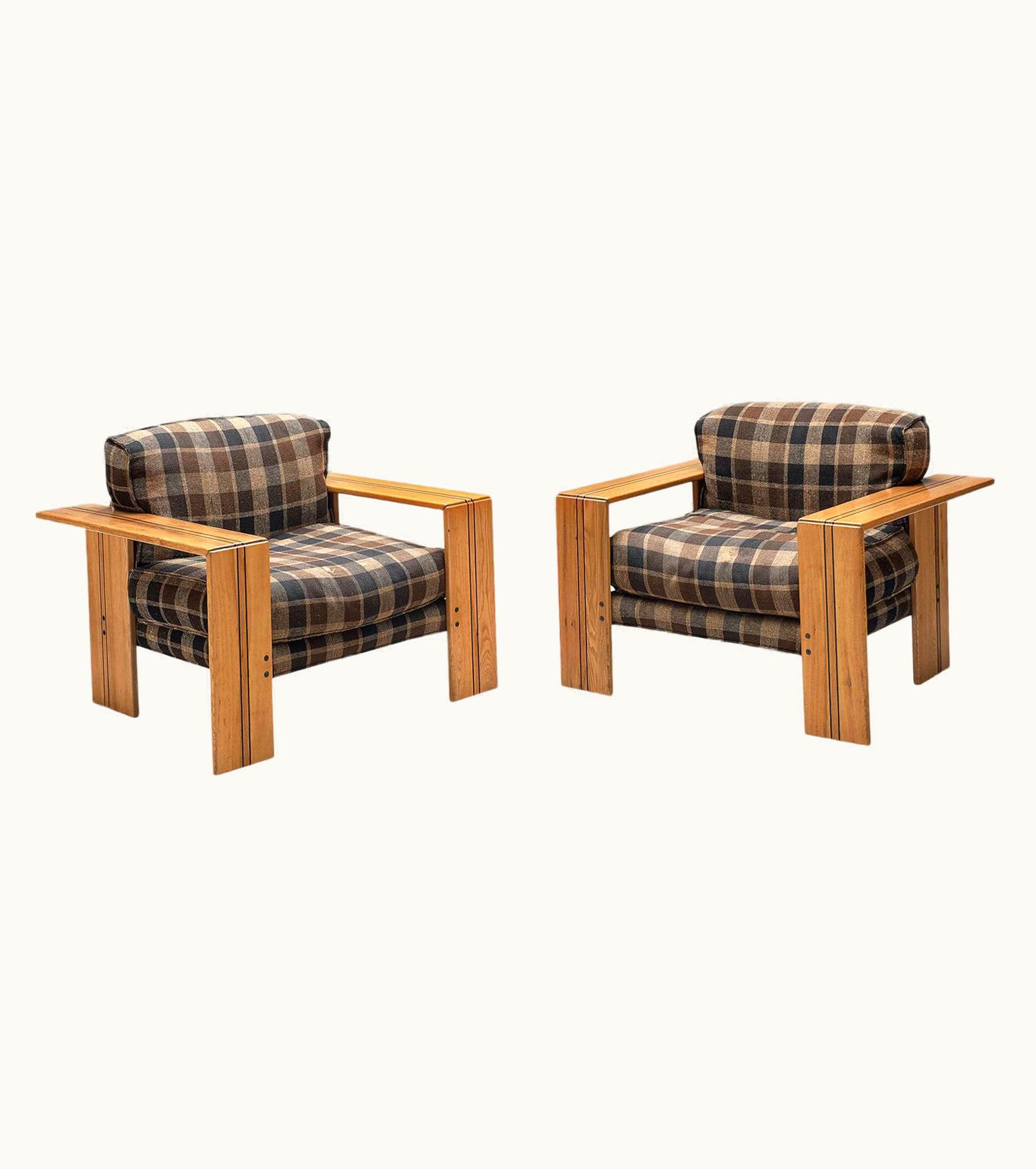 Afra & Tobia Scarpa Afra & Tobia Scarpa Pair Of 'Artona' Lounge Chairs In Elm And Checkered Fabric